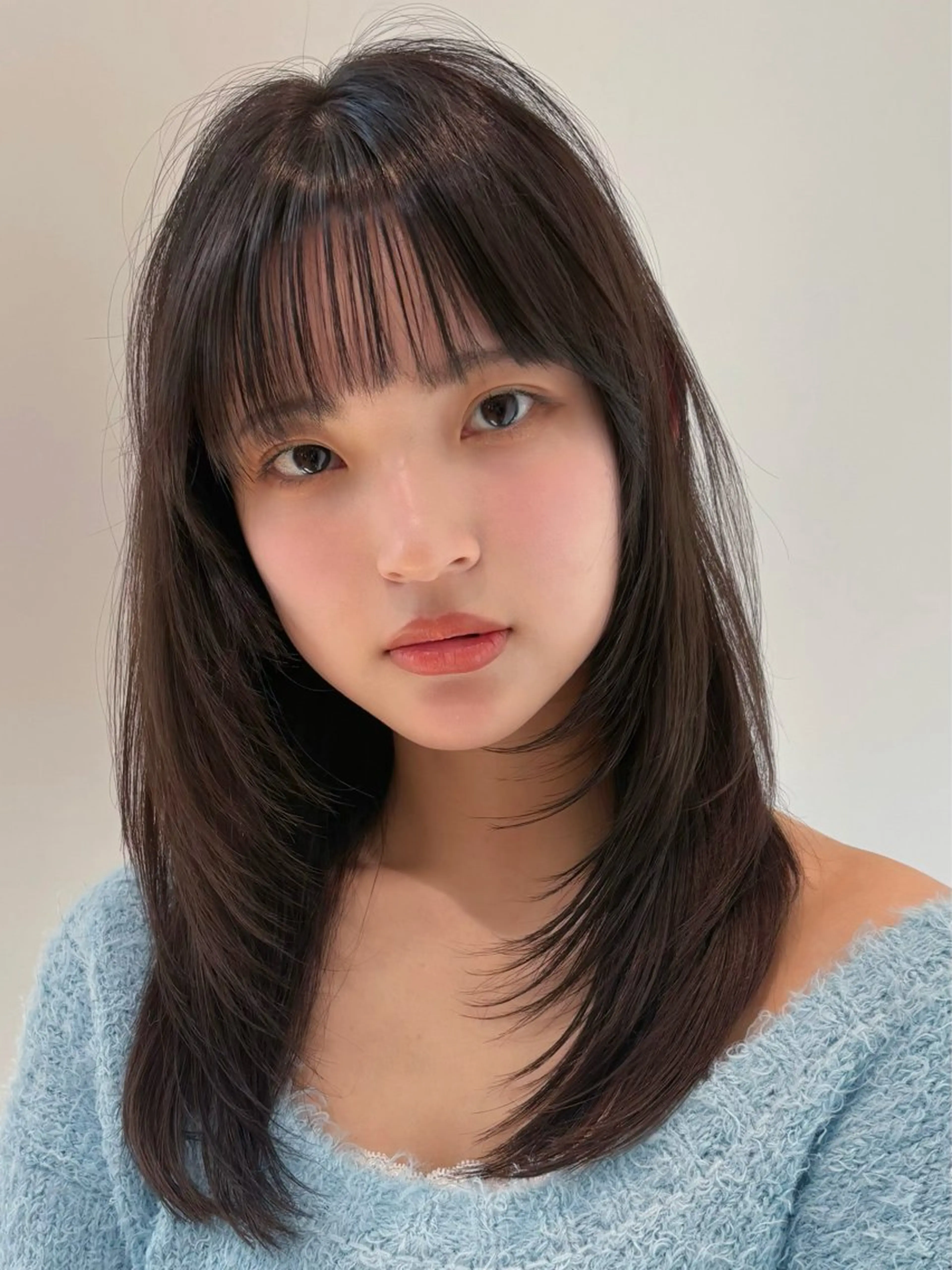 ミディアム レイヤーカット 似合わせカット シースルーバング カット ヘアカラー トリートメント PULSE yokohama所属・横浜駅/韓国レイヤー カット/髪質改善のヘアスタイル