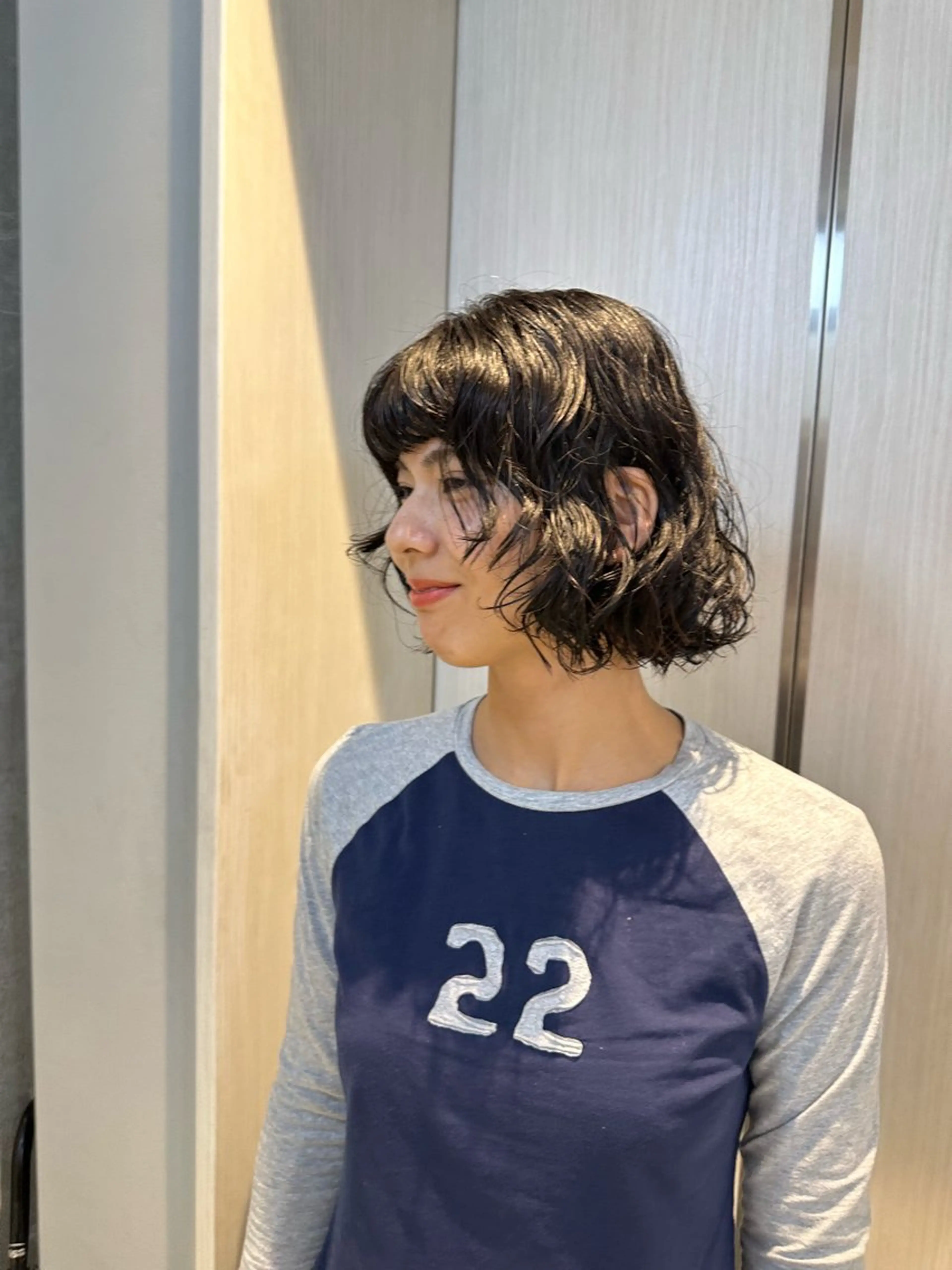 ショート パーマ ボブ オン眉 OLSEN D.B.A BALLOON HAIR所属・さとう あやかのヘアスタイル