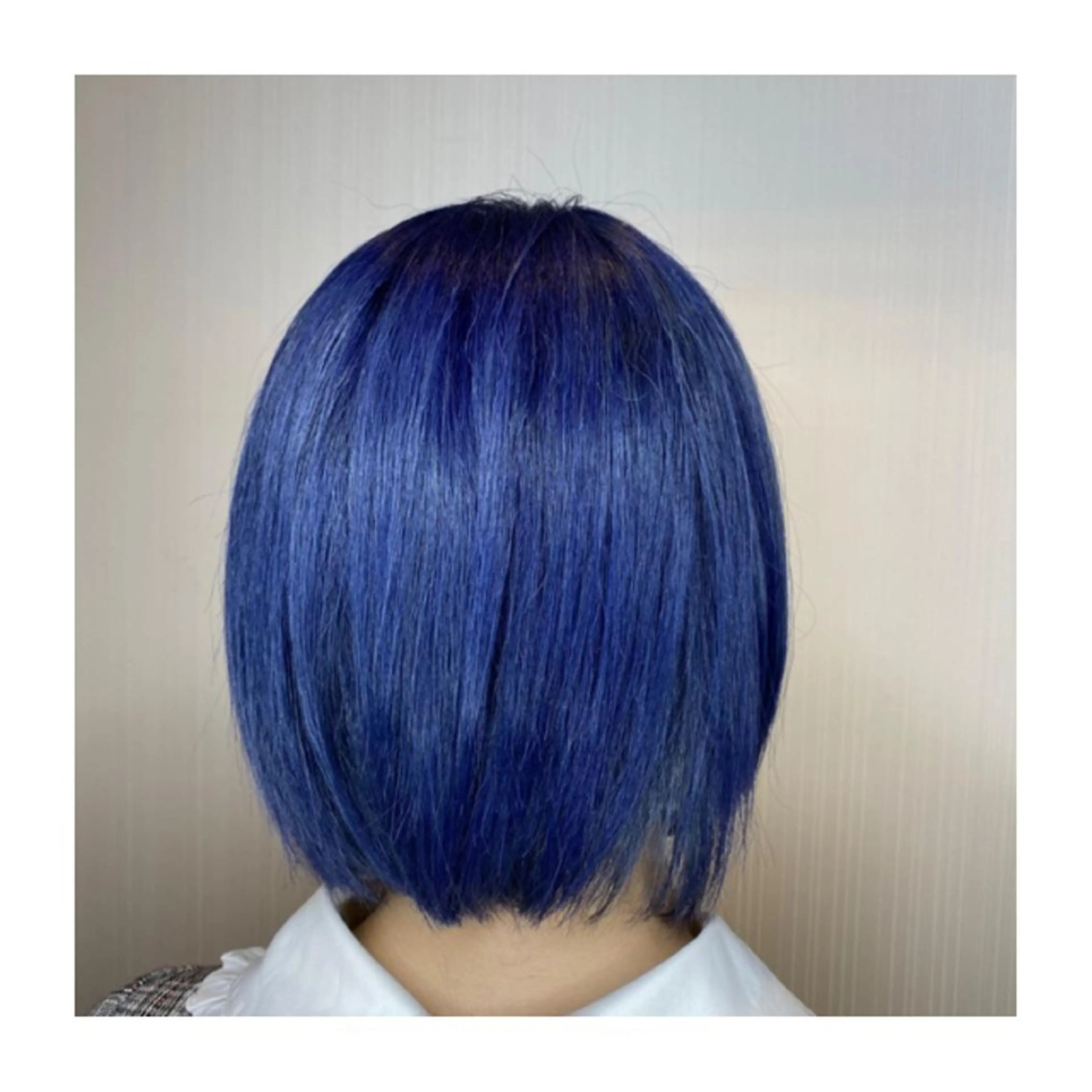 ショート カラー ブリーチ ブルーカラー ヘアカラー トリートメント 小森谷 亮太のヘアスタイル