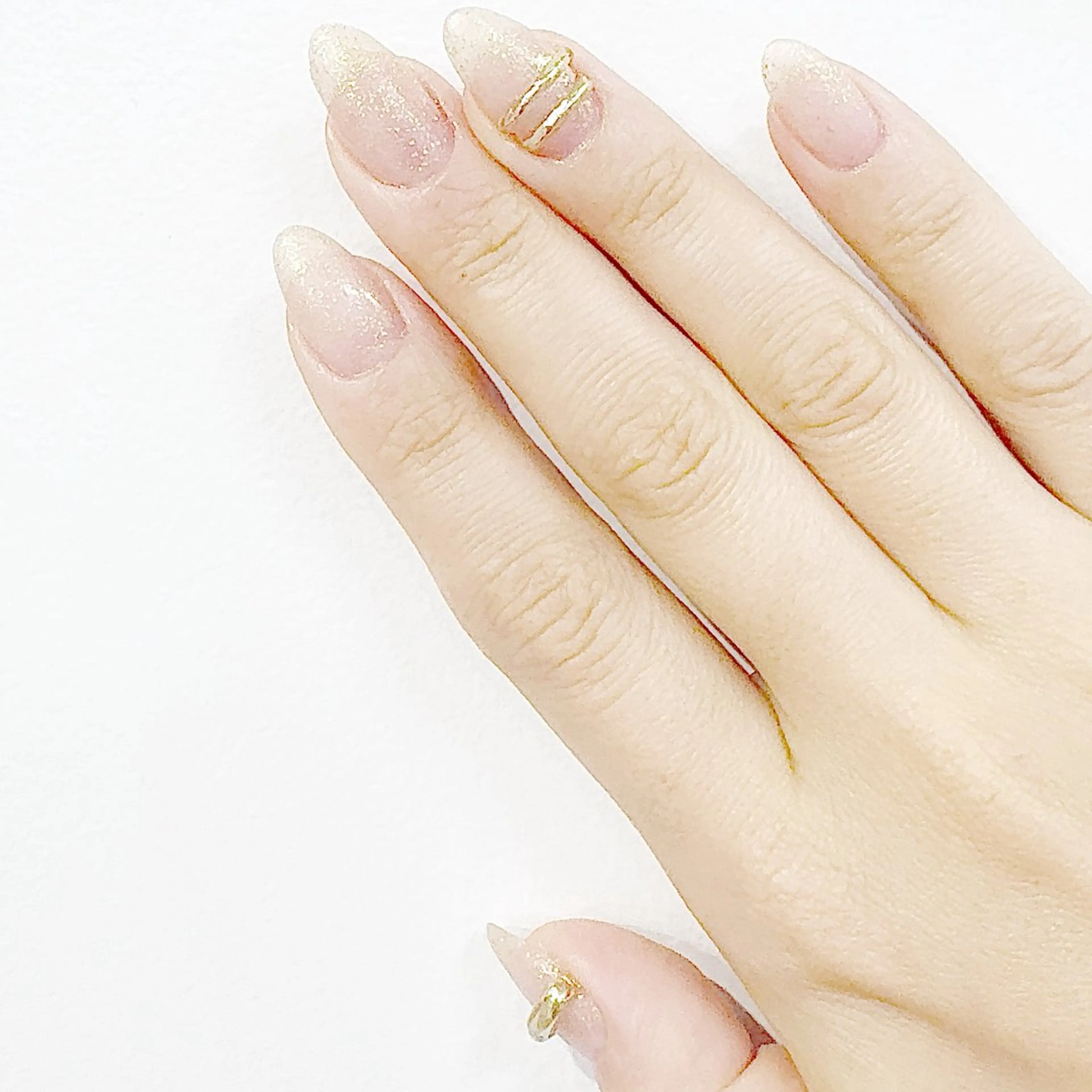 ネイル ハンドネイル K. NANAのネイルデザイン