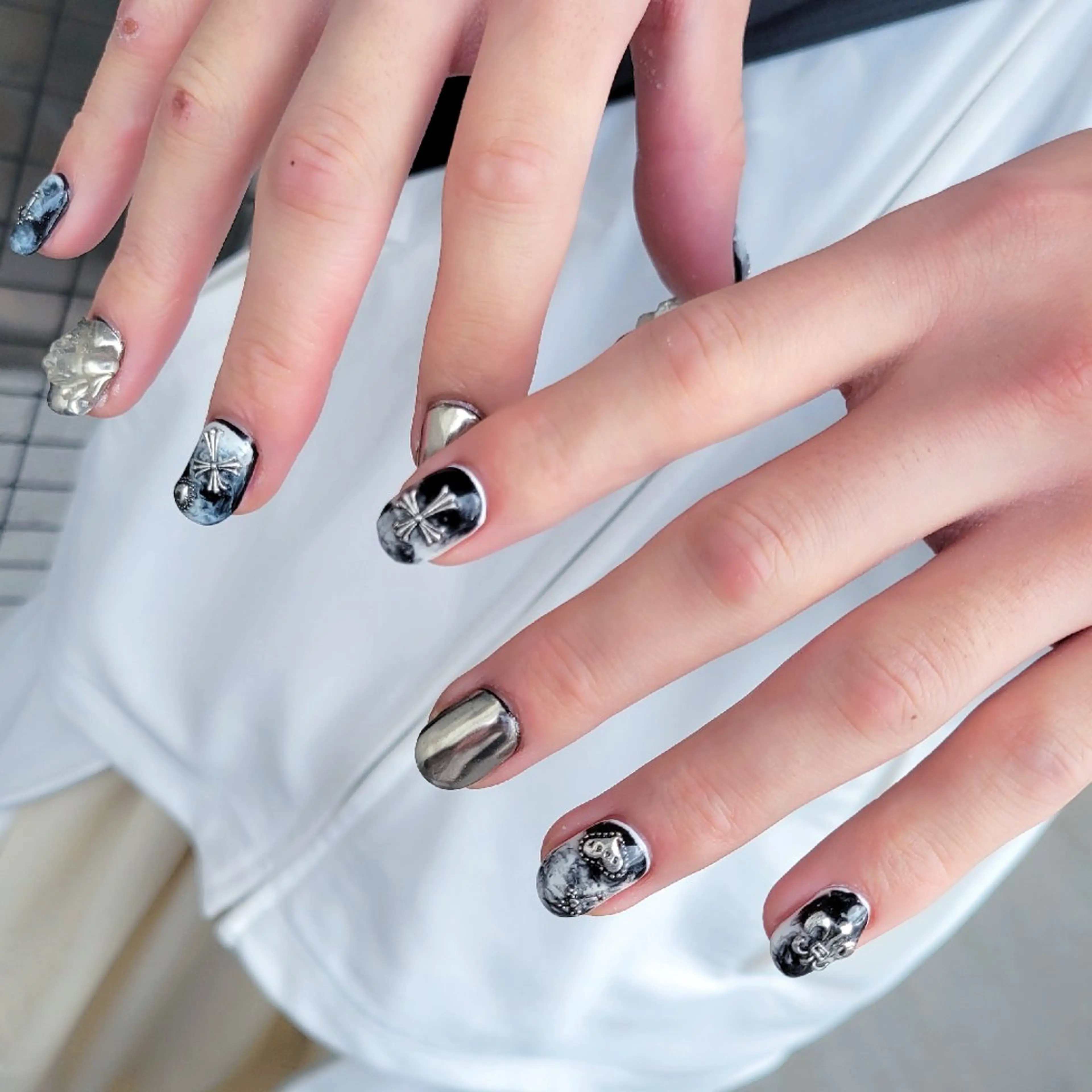 ネイル メンズネイル ハンドネイル Natsumi 🦊  Nailのネイルデザイン