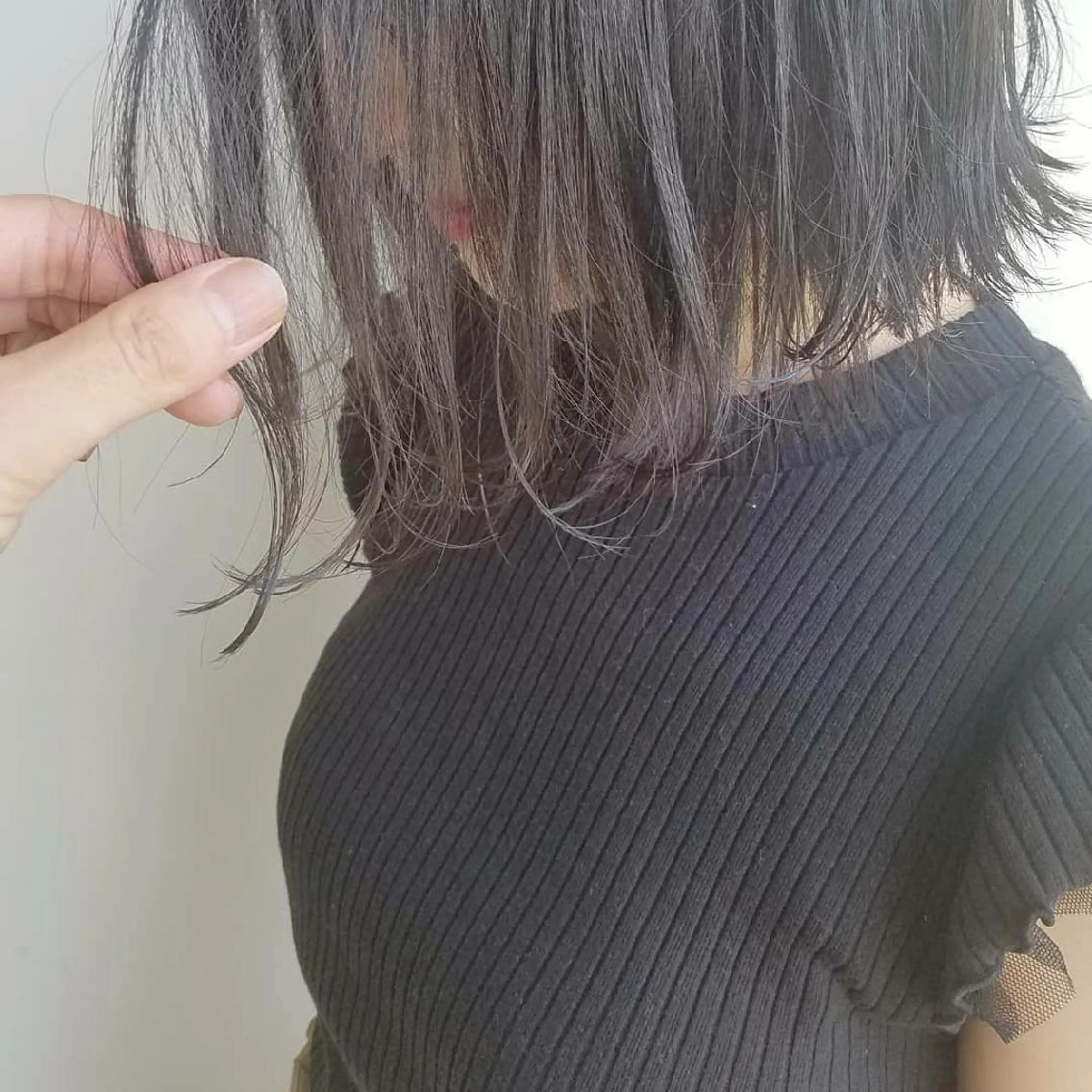 ミディアム カラー ボブ iplus✴ まつげ、眉毛、耳つぼのマツエク・マツパデザイン