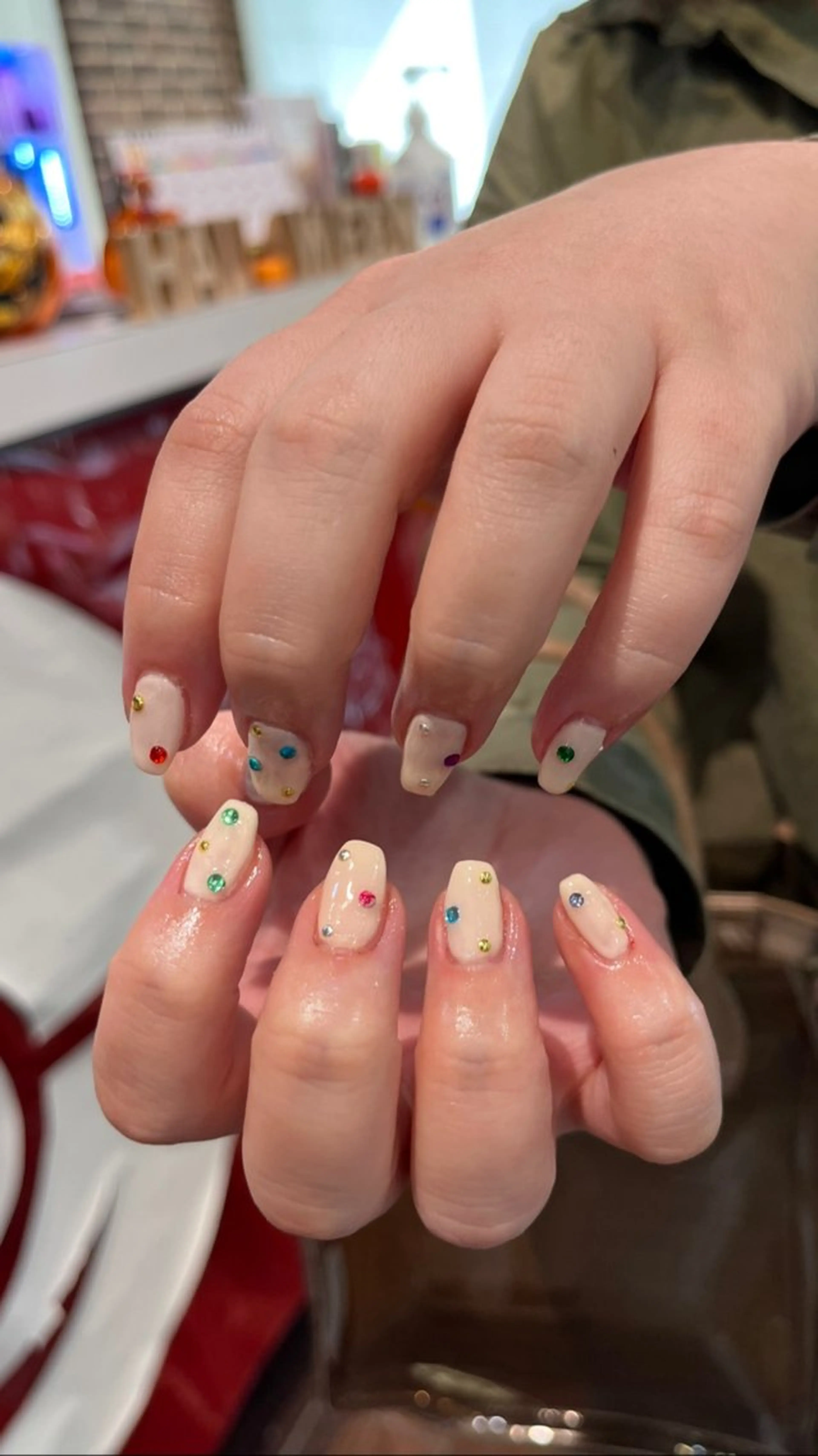 ネイル ハンドネイル ハンドケア 酸性ストレート 🤍🎀honokaのヘアスタイル