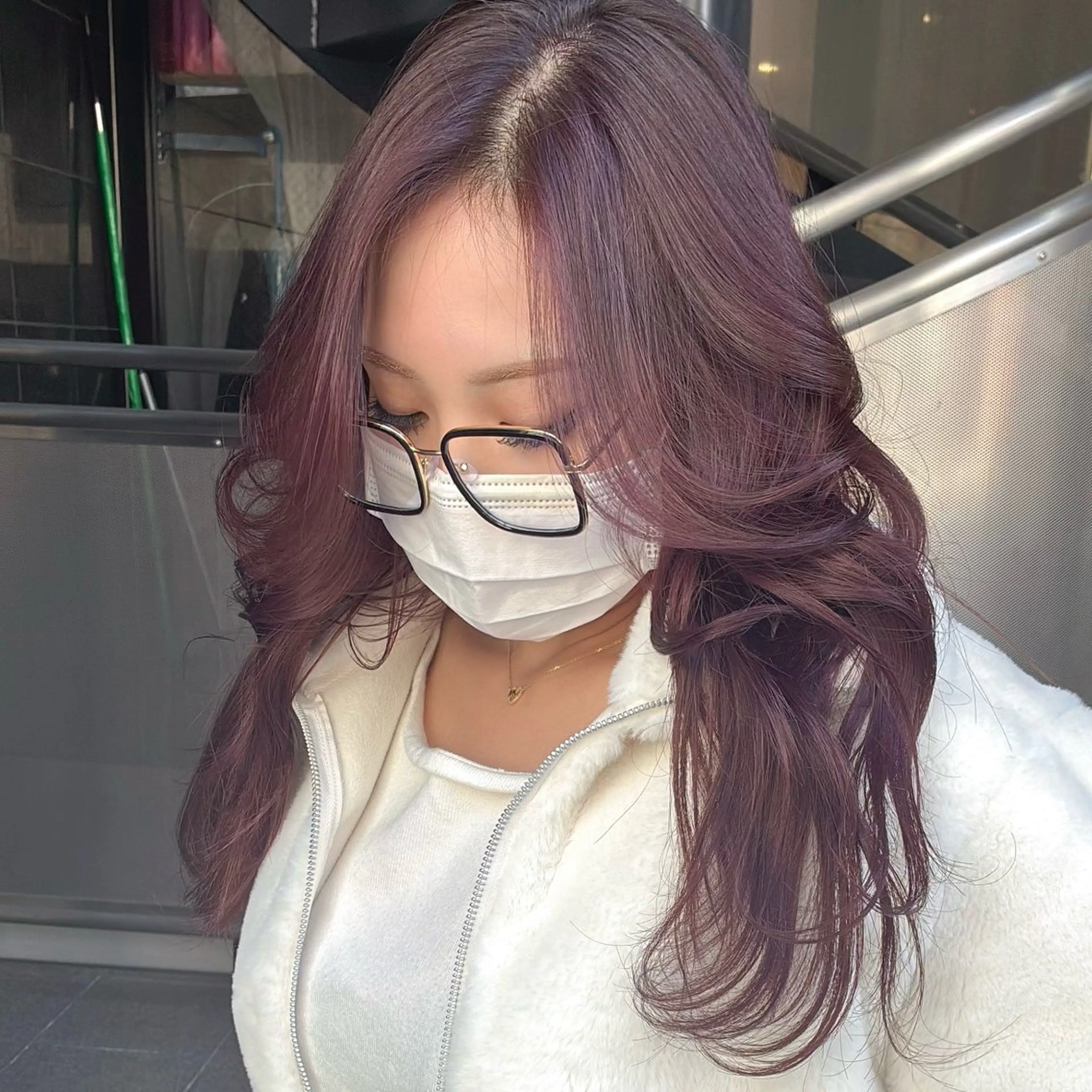 ロング ロング カット ヘアカラー calna 古賀 菜摘のヘアスタイル