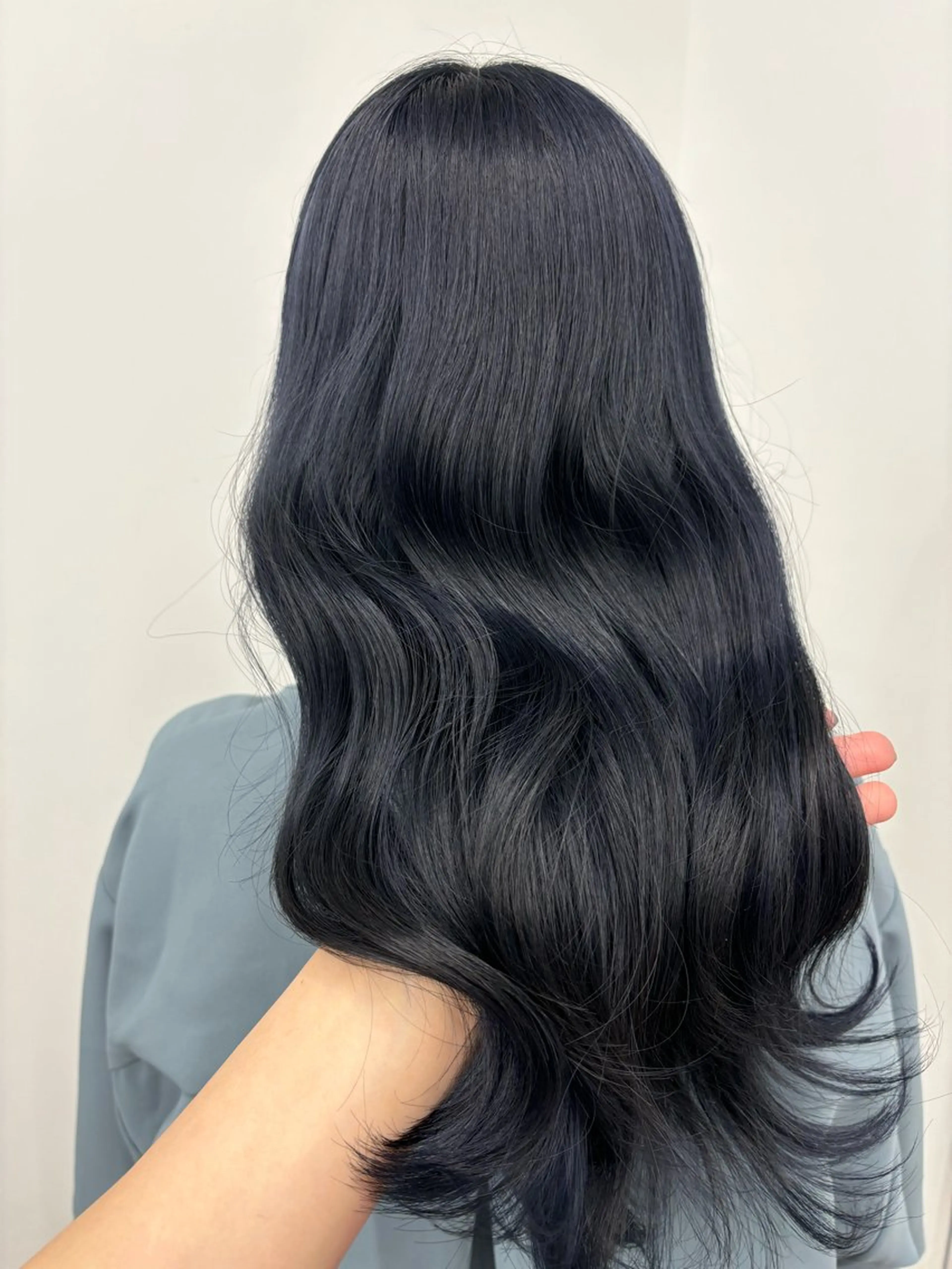 ロング ヘアカラー リン🔔ボブ cut ベージュカラー🤎のヘアスタイル