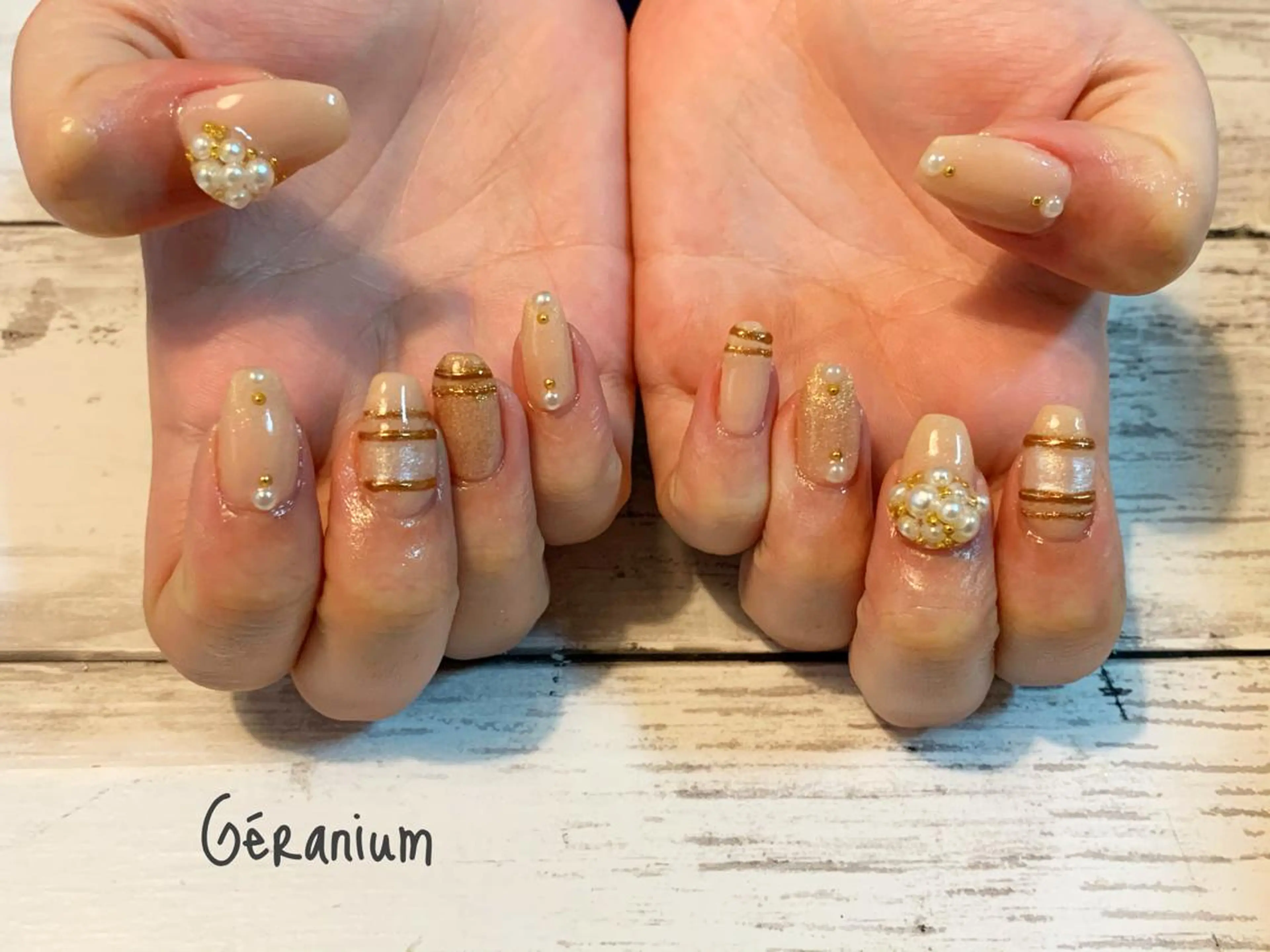 ネイル ハンドネイル フットネイル GéRanium Harukaのネイルデザイン