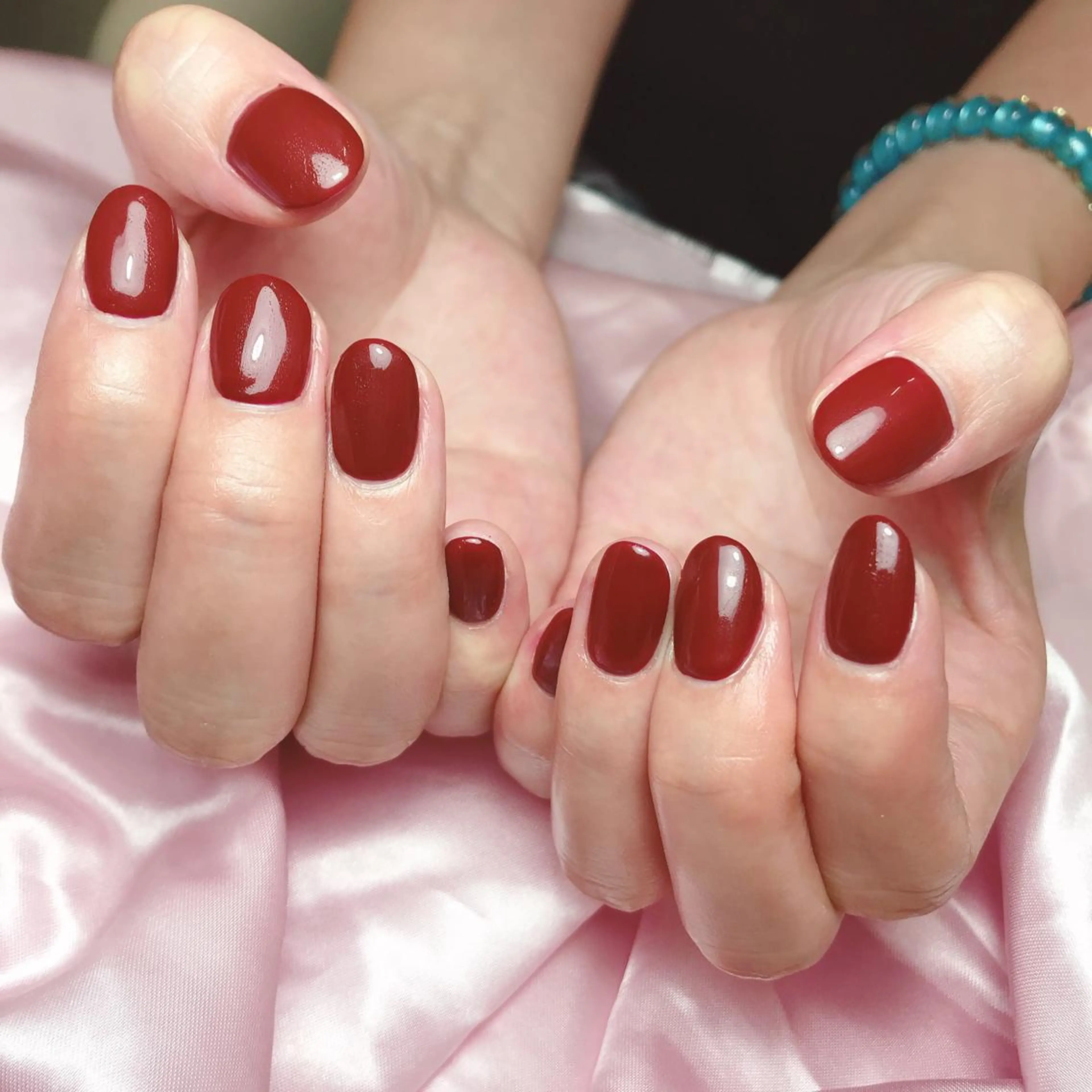 ネイル ワンカラーネイル 深爪を断らない スカルプ高評価店のネイルデザイン