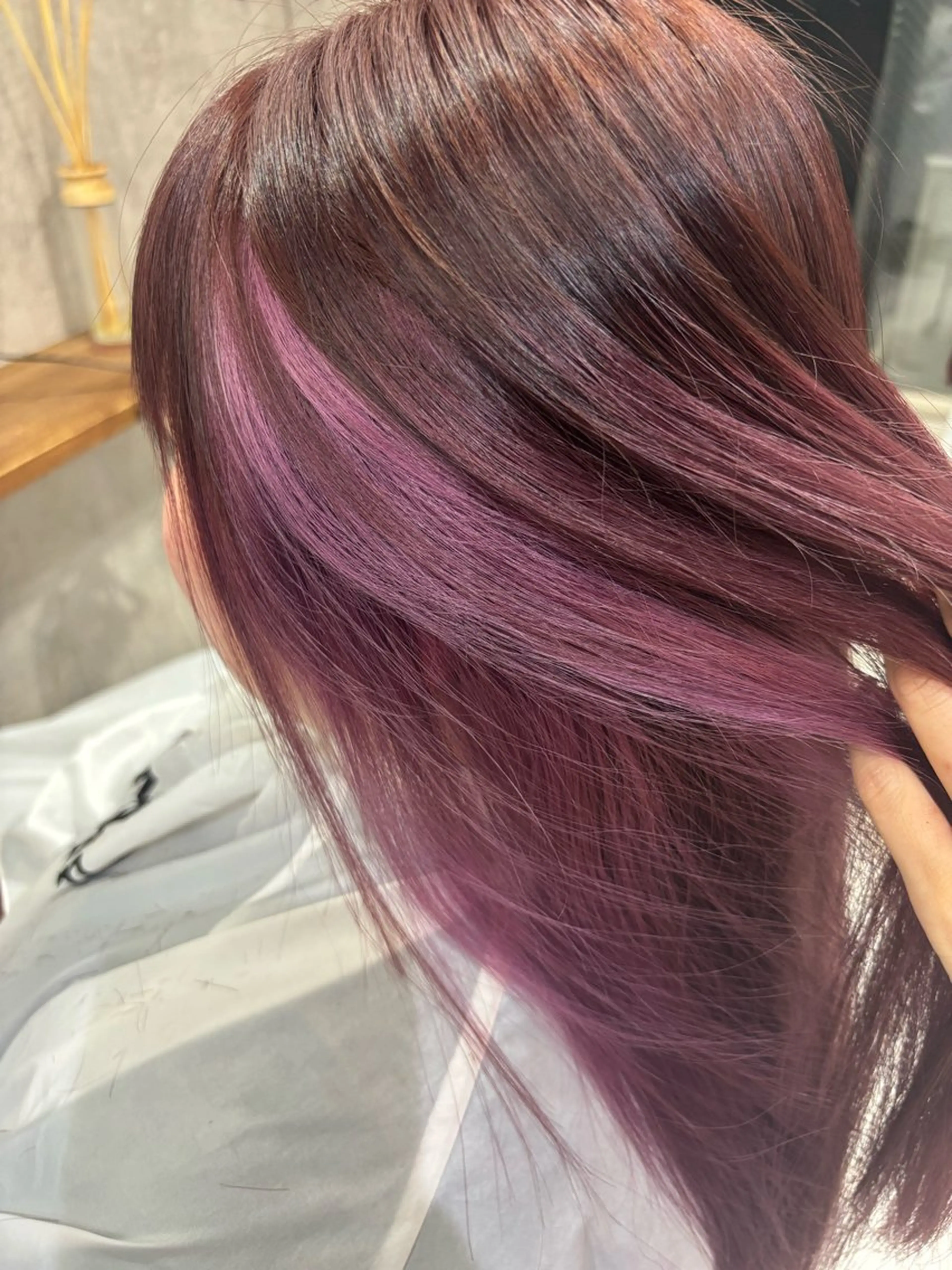 セミロング カラー インナーカラー ピンクカラー ヘアカラー 松井那津子 /ハイライトブリーチのヘアスタイル