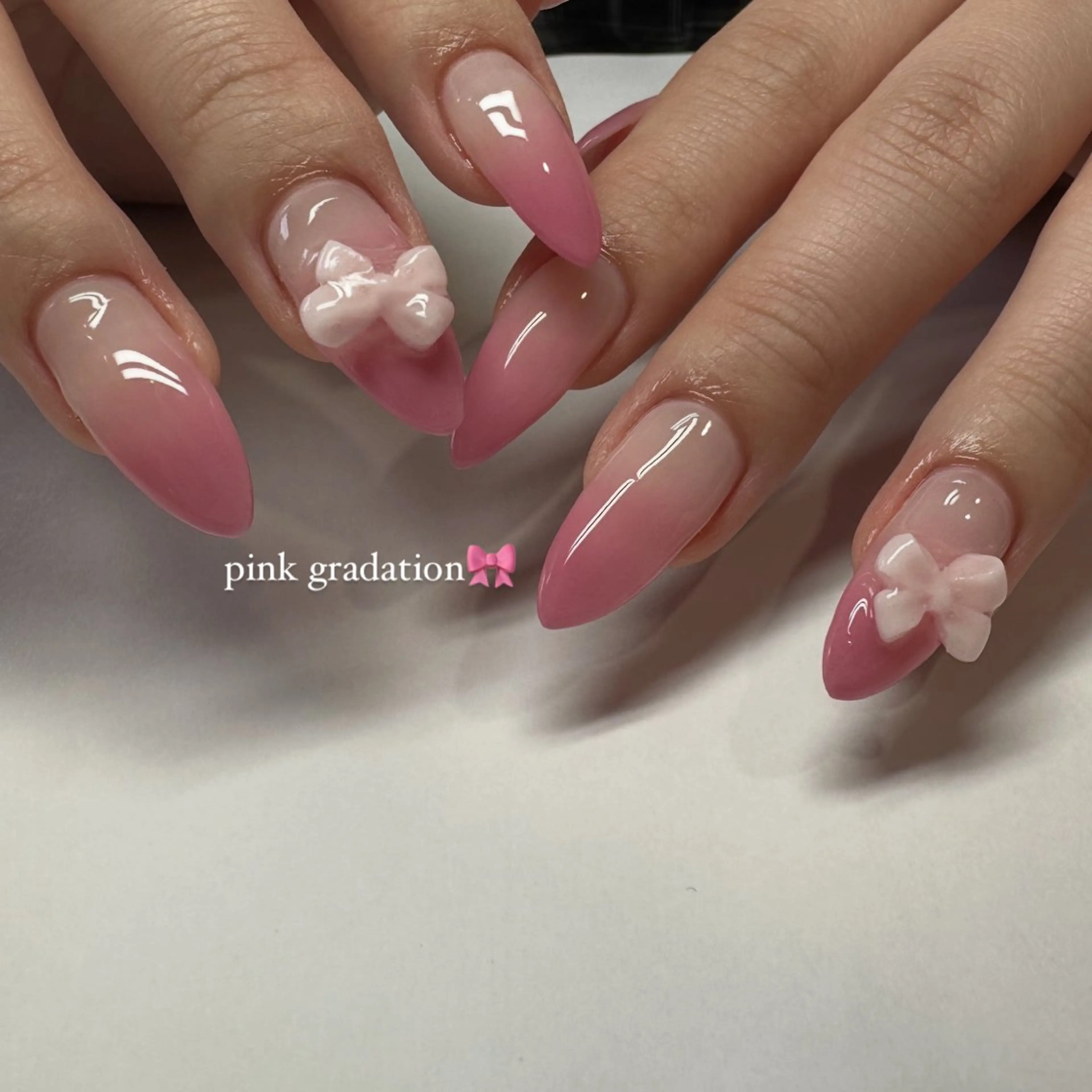 ネイル ハンドネイル 佐藤 穂乃香のネイルデザイン