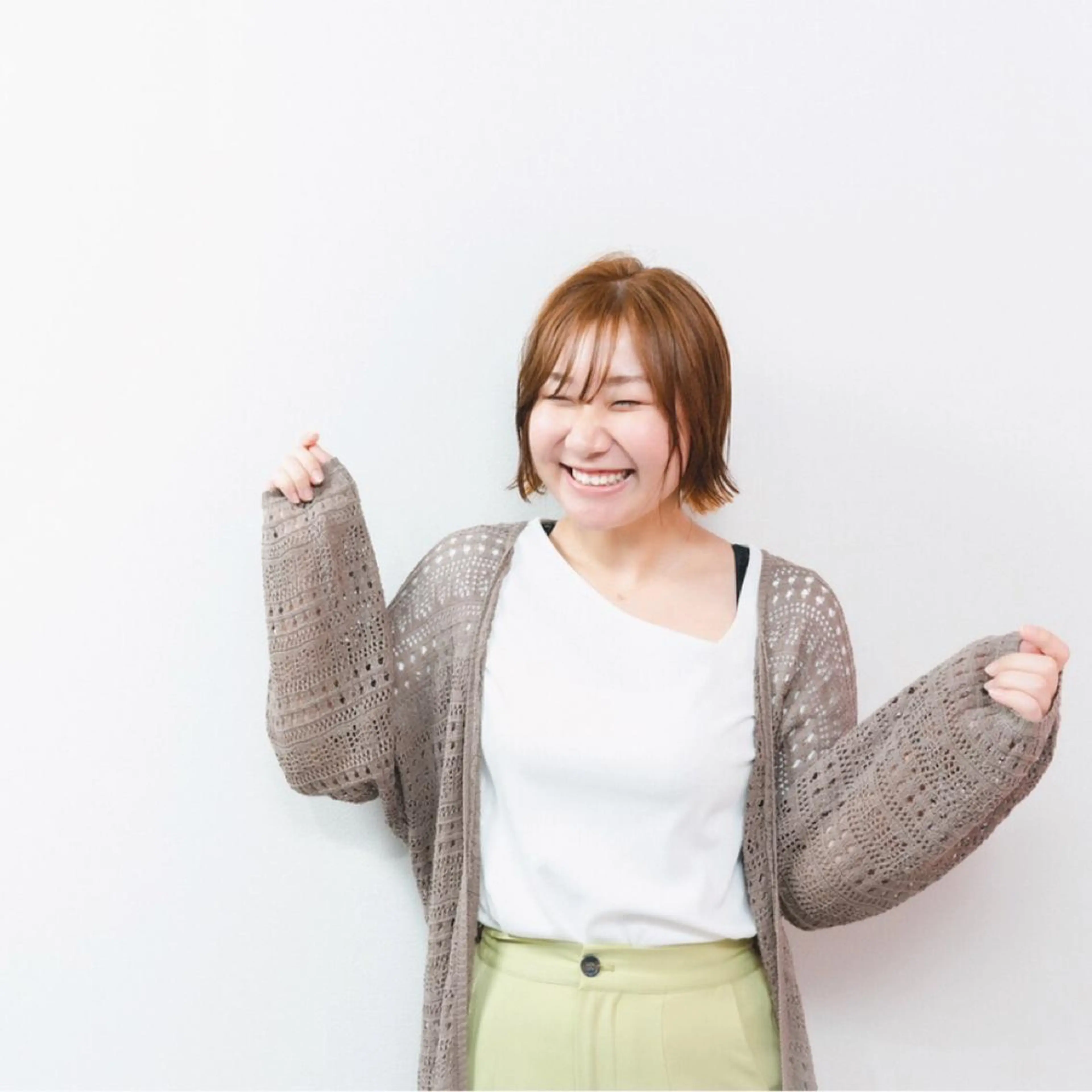 ミディアム カラー シェアハピ ヤマモトのヘアスタイル