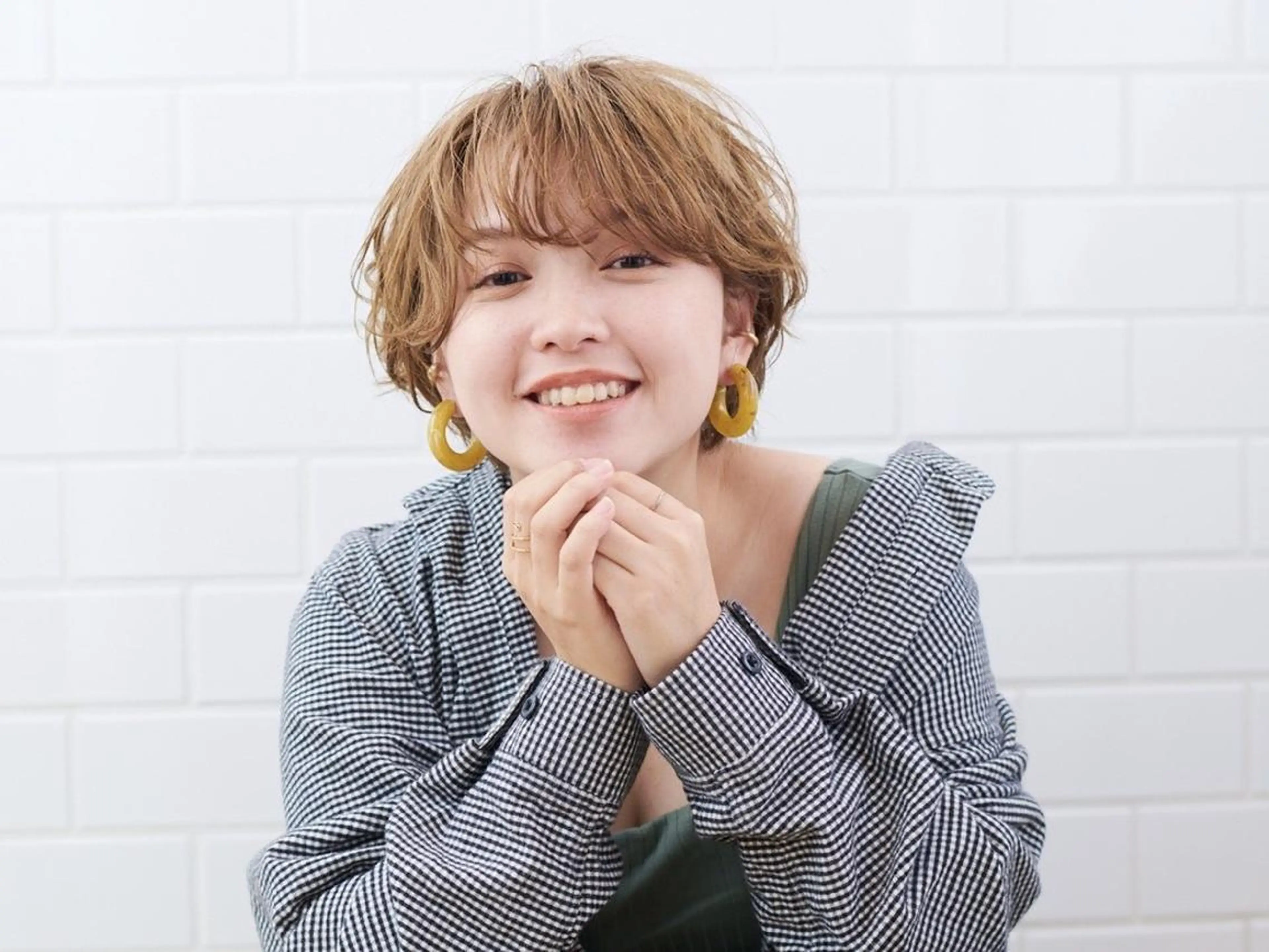 ショート カラー ヘアアレンジ 🍀髪質改善 ケアカラーrootsのヘアスタイル