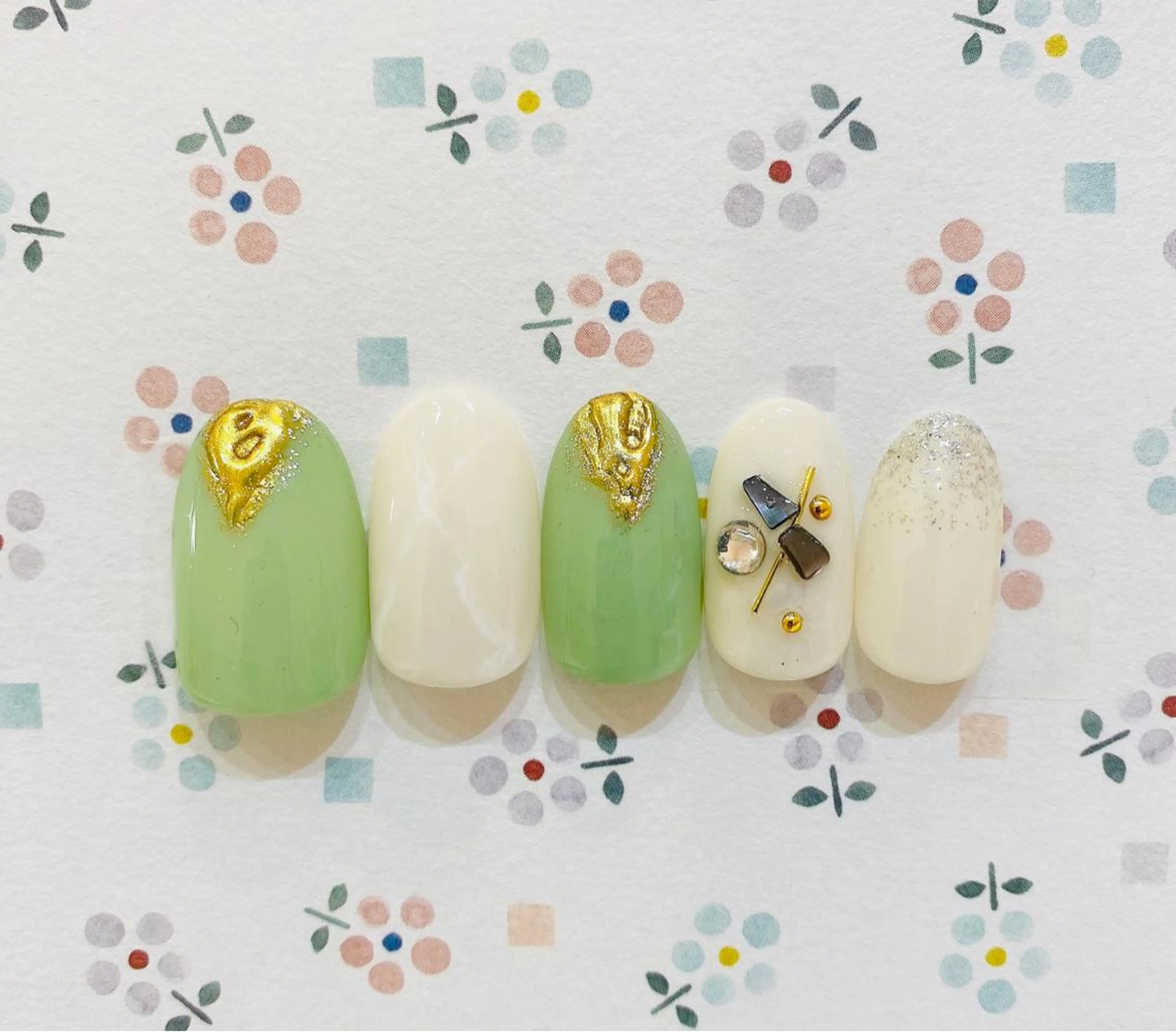 ネイル 🎀REINA 🎀のネイルデザイン