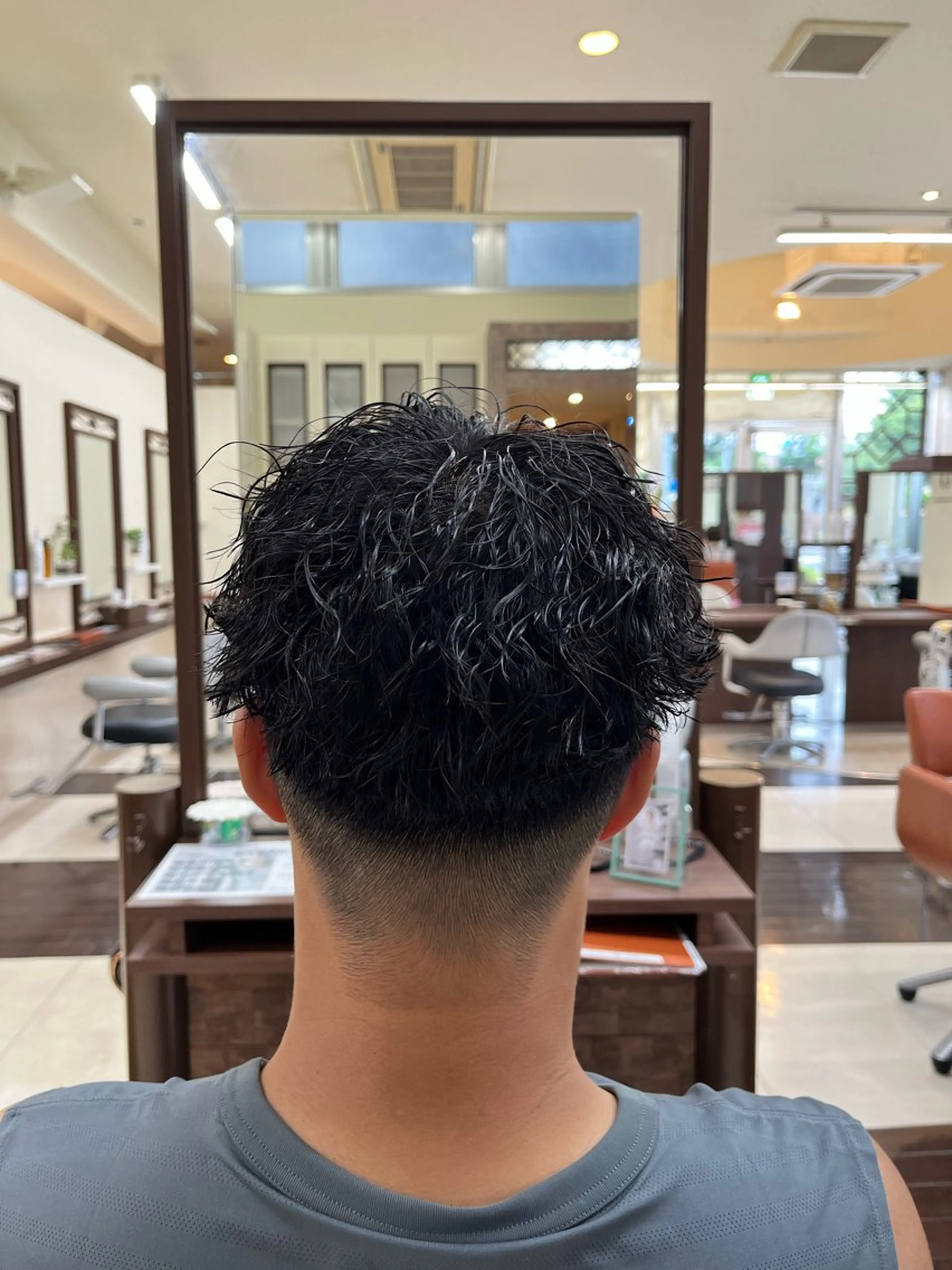 ショート パーマ メンズ メンズパーマ ツイストスパイラルパーマ 刈り上げ ショートヘア スパイラルパーマ AROH  men's cut&men's perm 船橋店所属・🧊メンズ特化🧊 高木航希のヘアスタイル