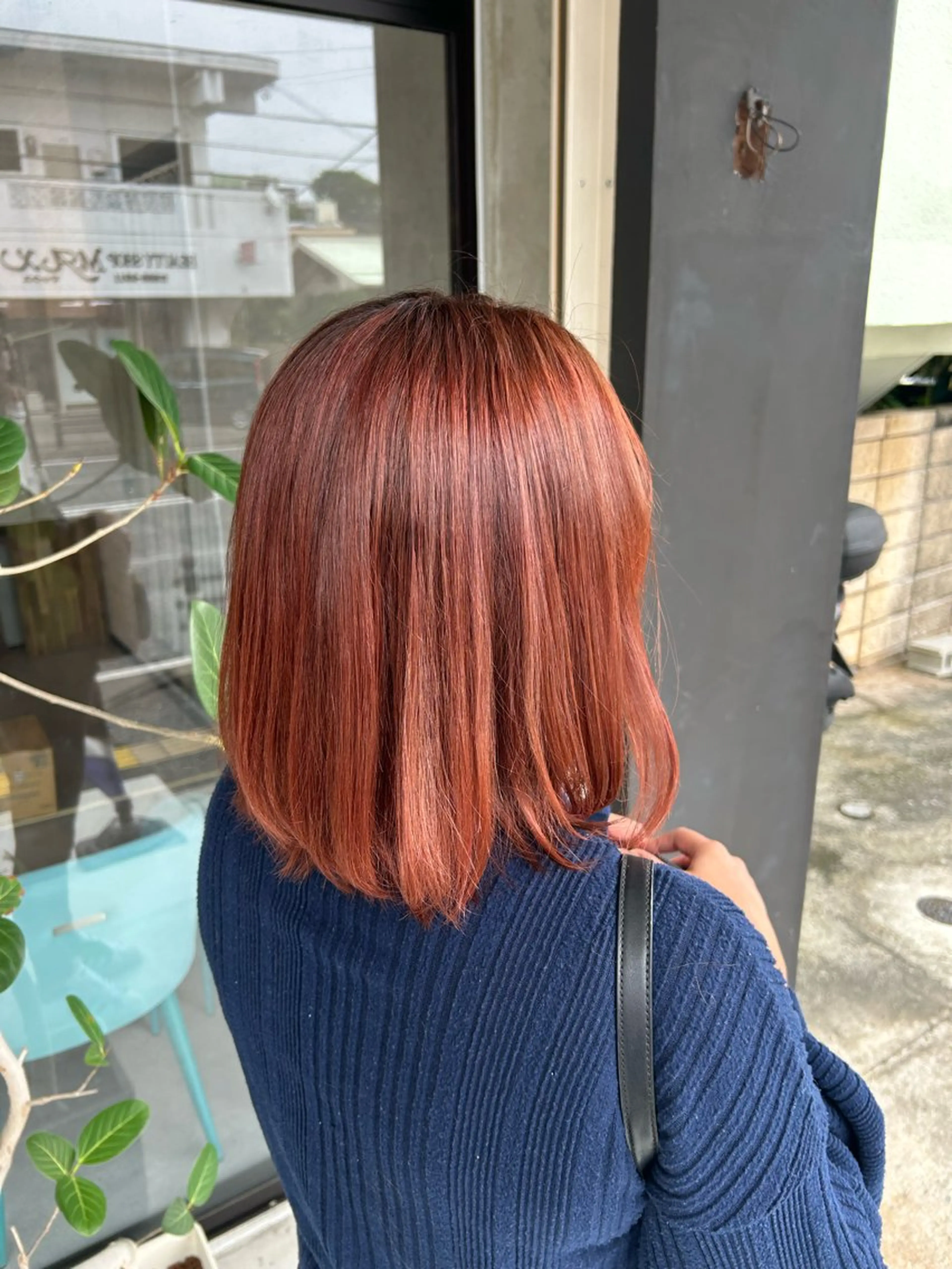 ミディアム 裾分 華子のヘアスタイル