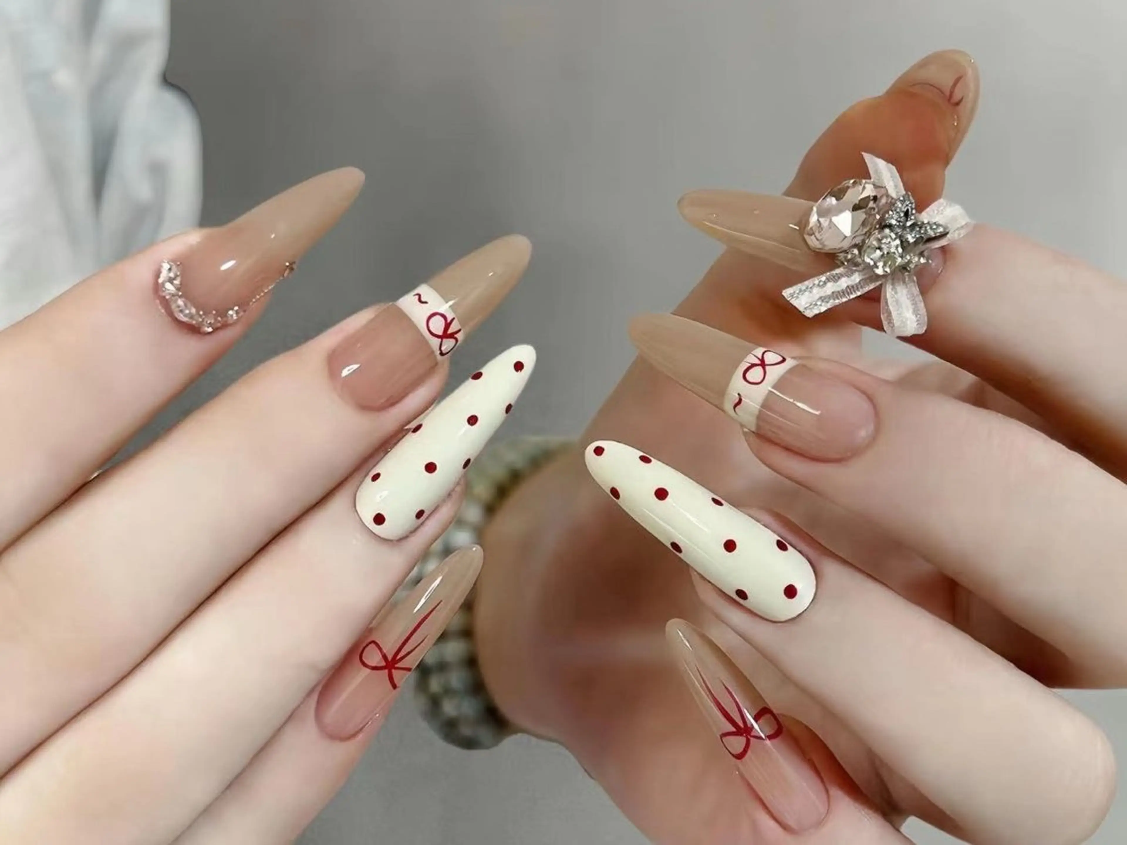 ネイル アートネイル チークネイル 長さ出し フットネイル ジェルネイル ハンドネイル ハンドケア ラッキーネイルサロン 西川口東口店のネイルデザイン