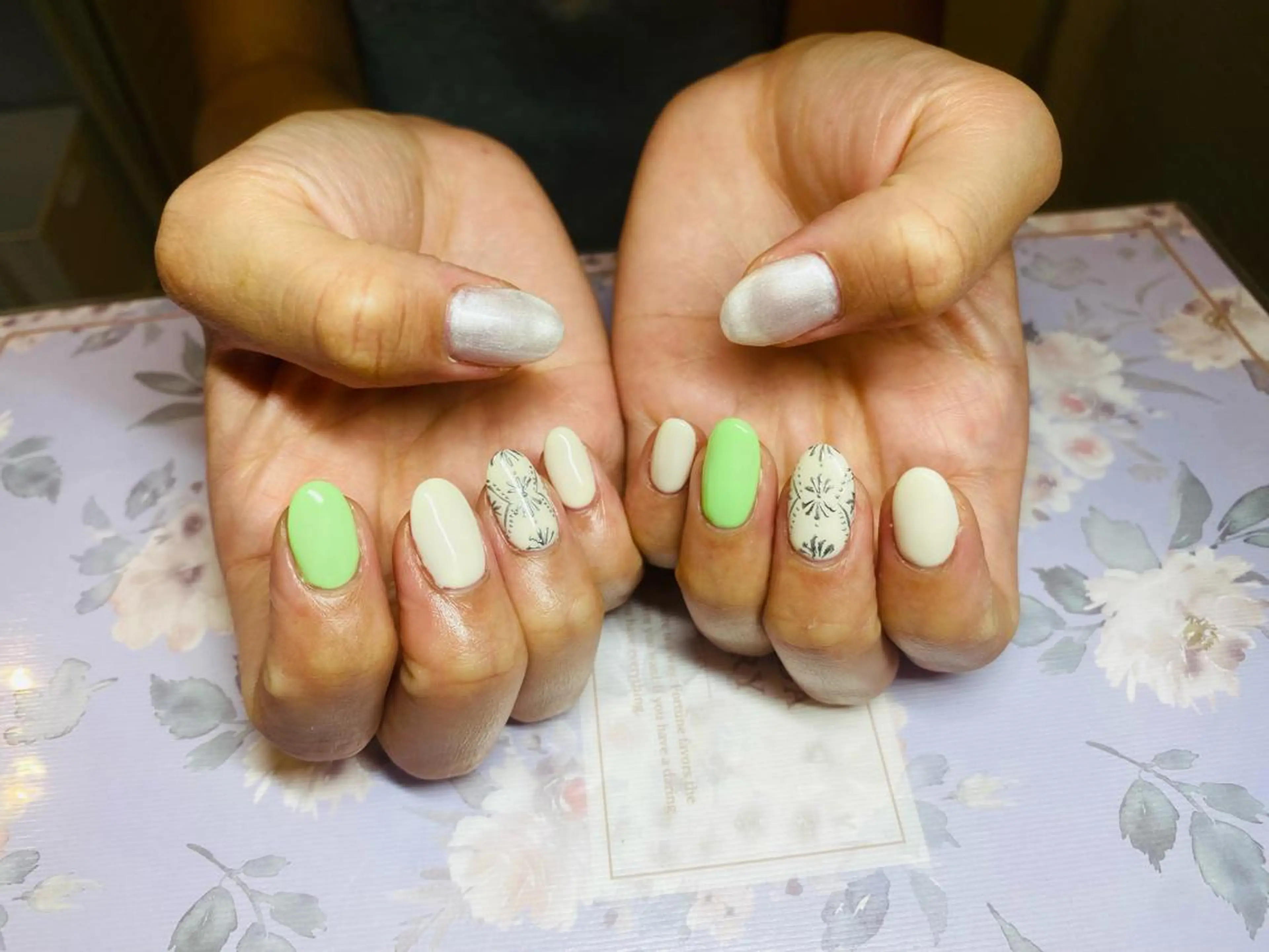 ネイル ハンドネイル Chandra nail&tarotのネイルデザイン