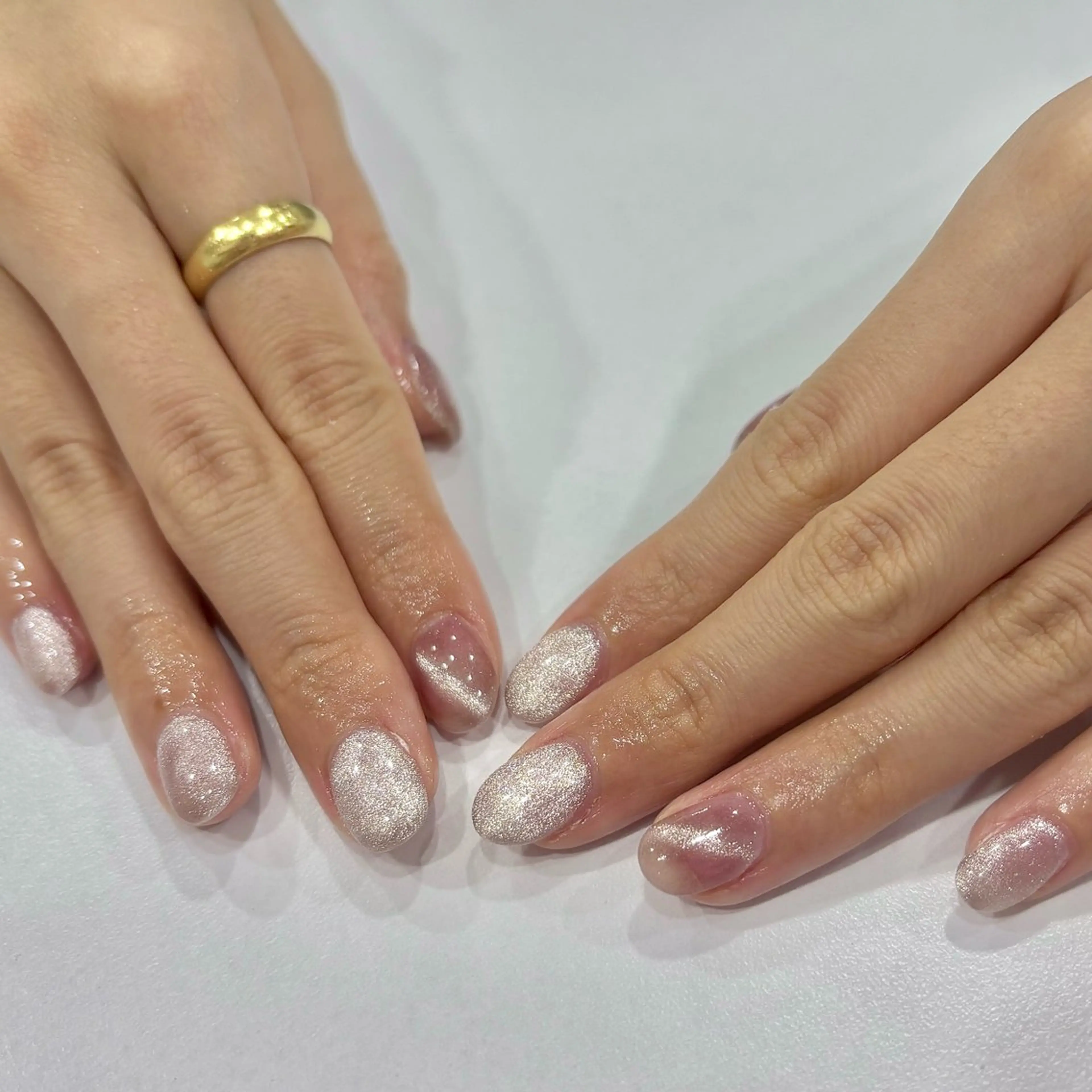 ネイル マグネットネイル ピンク アンリッシュ池袋 小泉のネイルデザイン