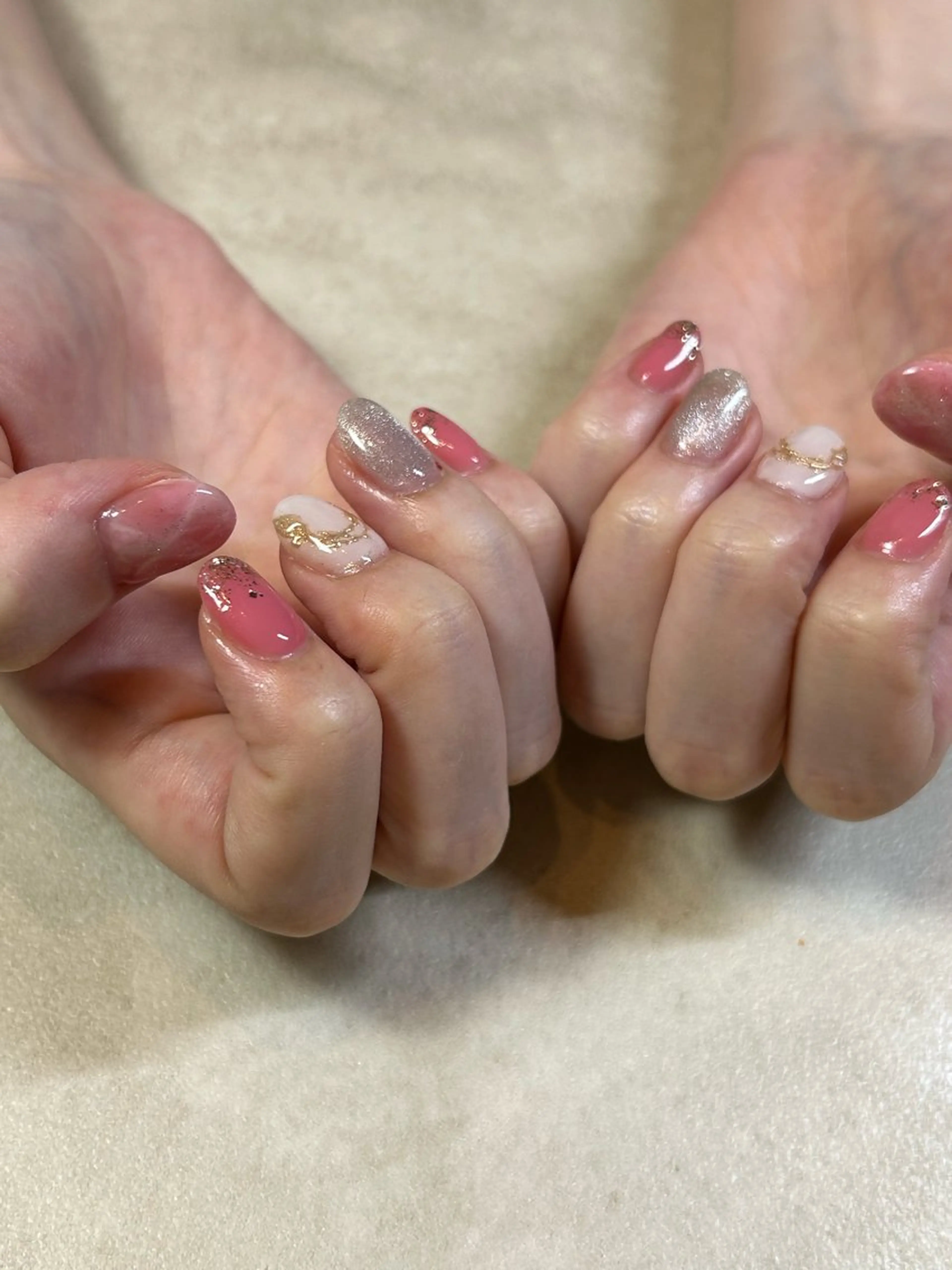 ミディアム ハンドネイル Nail R _mikuのネイルデザイン