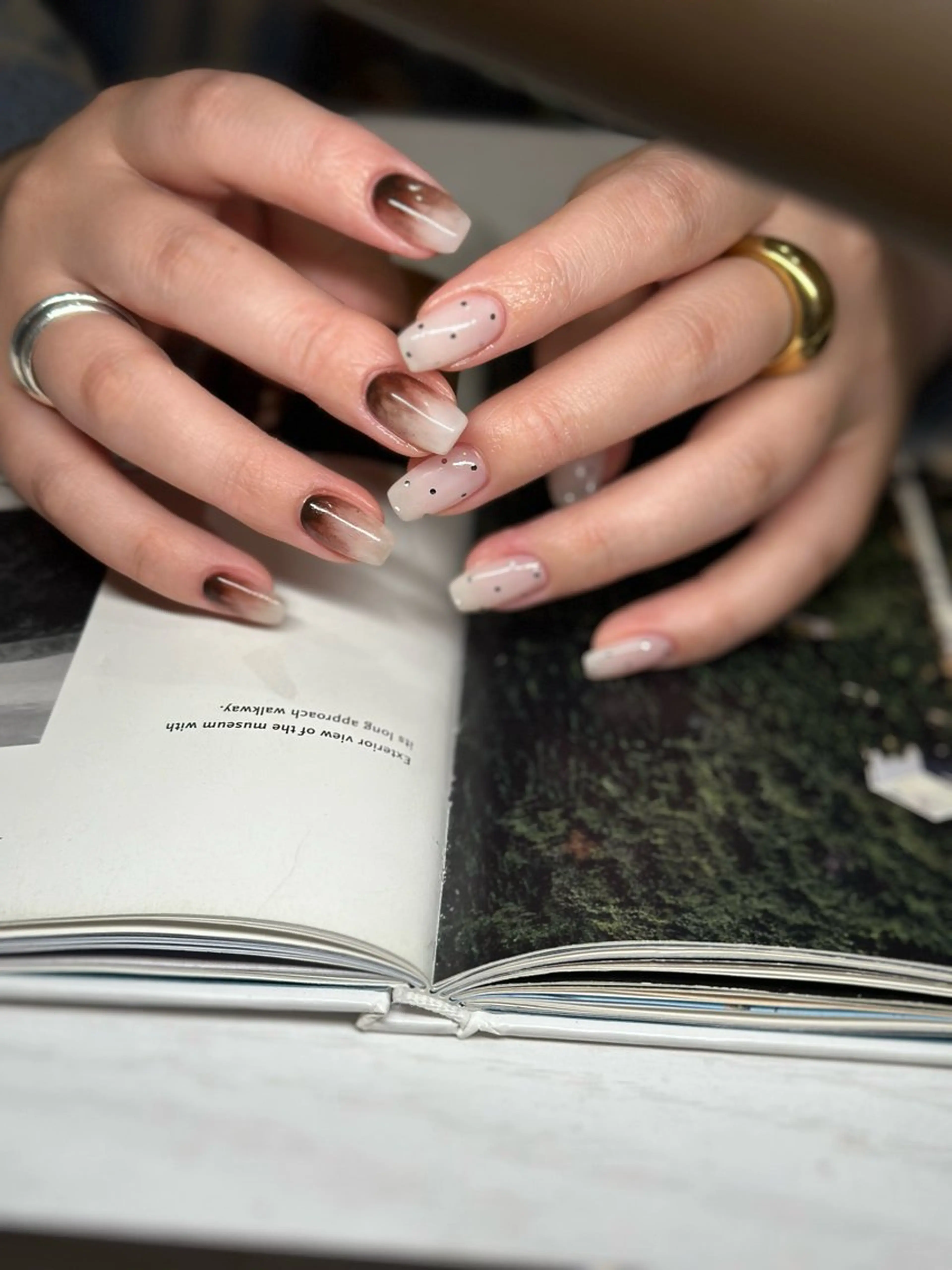 ご新規様限定🐈‍⬛オフ無し　ハンド持ち込みデザインネイルの写真