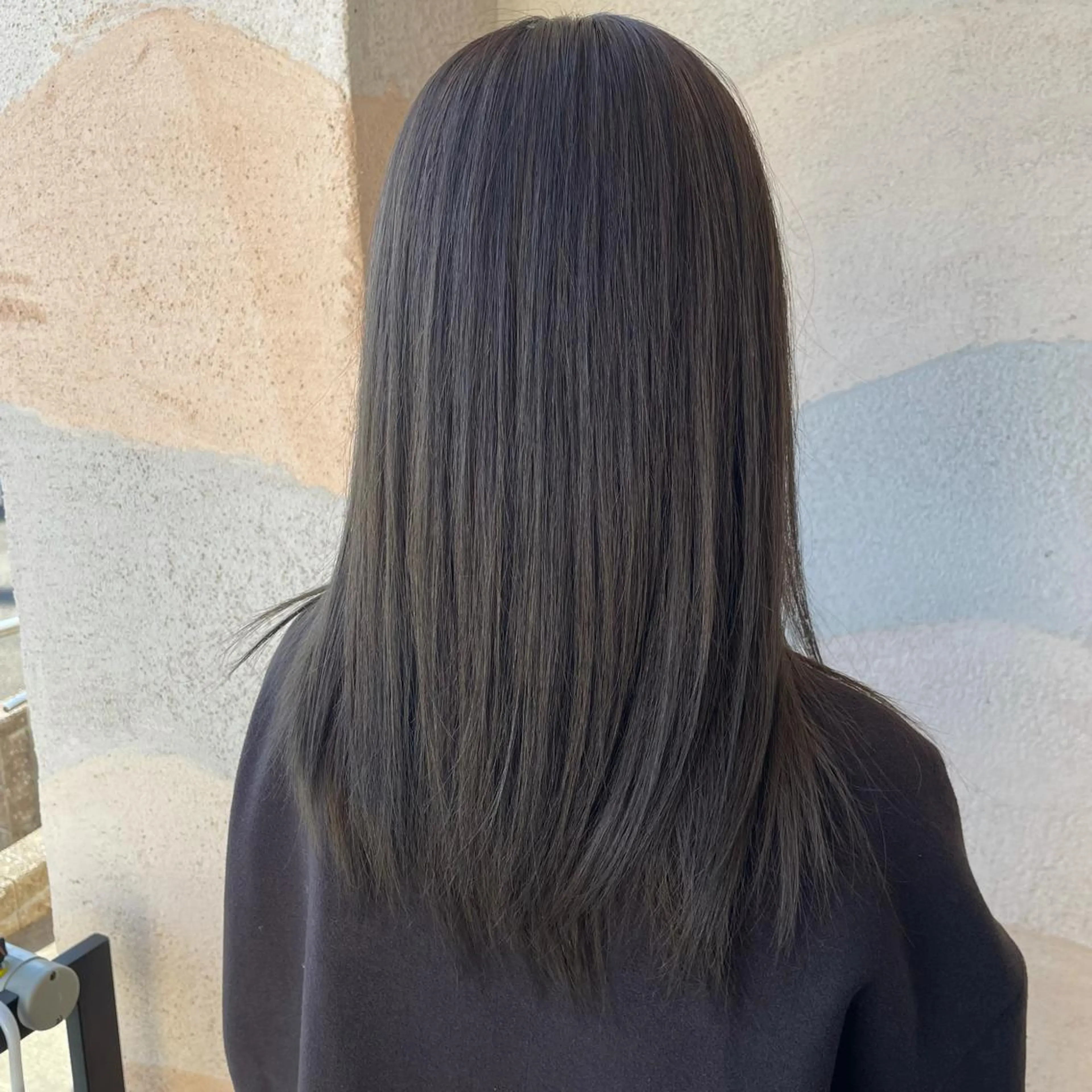 セミロング 白髪ぼかし＆ショート 💎YUMAのヘアスタイル