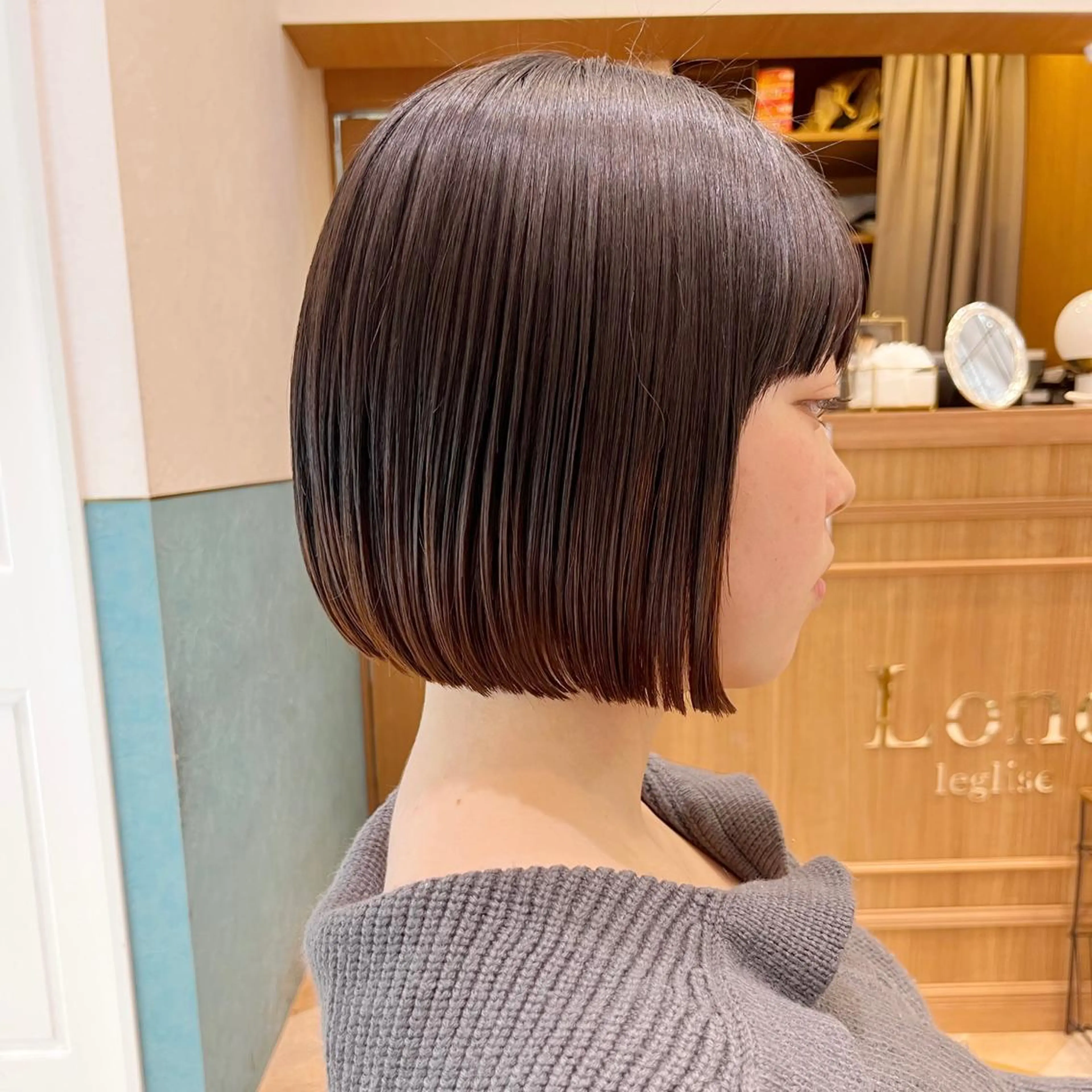 ミディアム ボブ カット 縮毛矯正 トリートメント エリアNo.1ボブ 💟Nanatsuのヘアスタイル