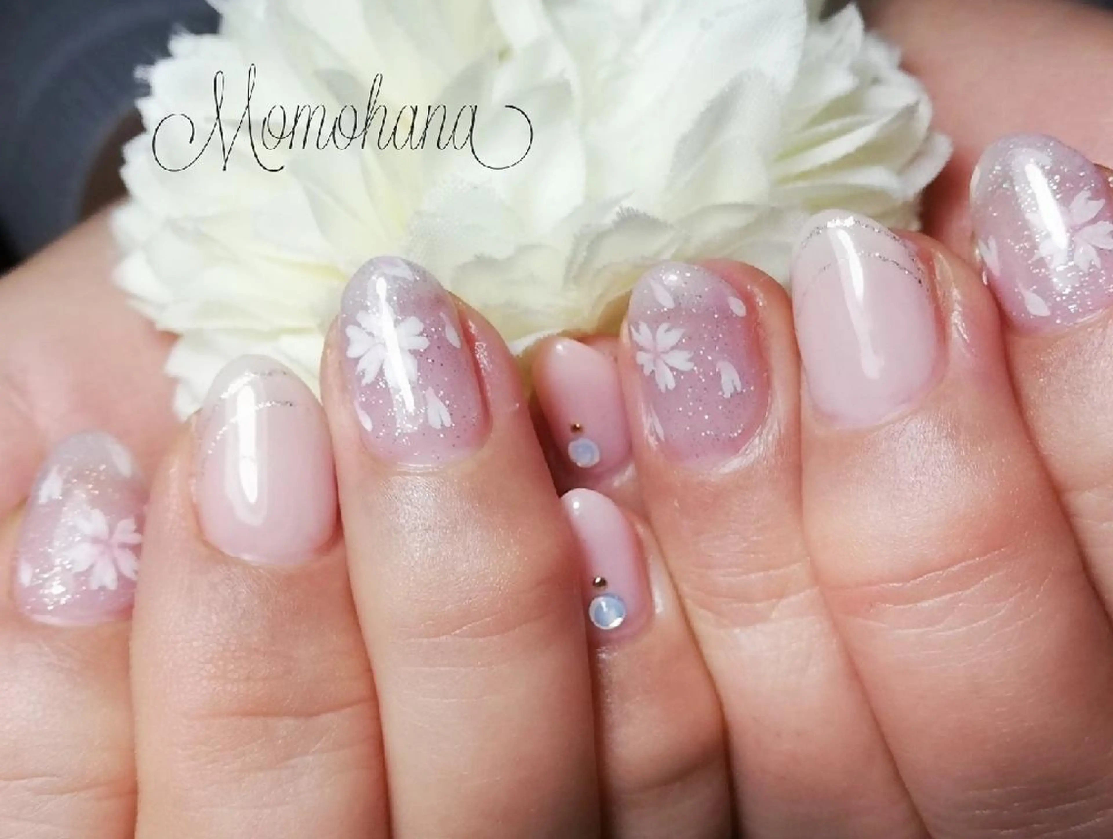 ネイル momohana  のネイルデザイン