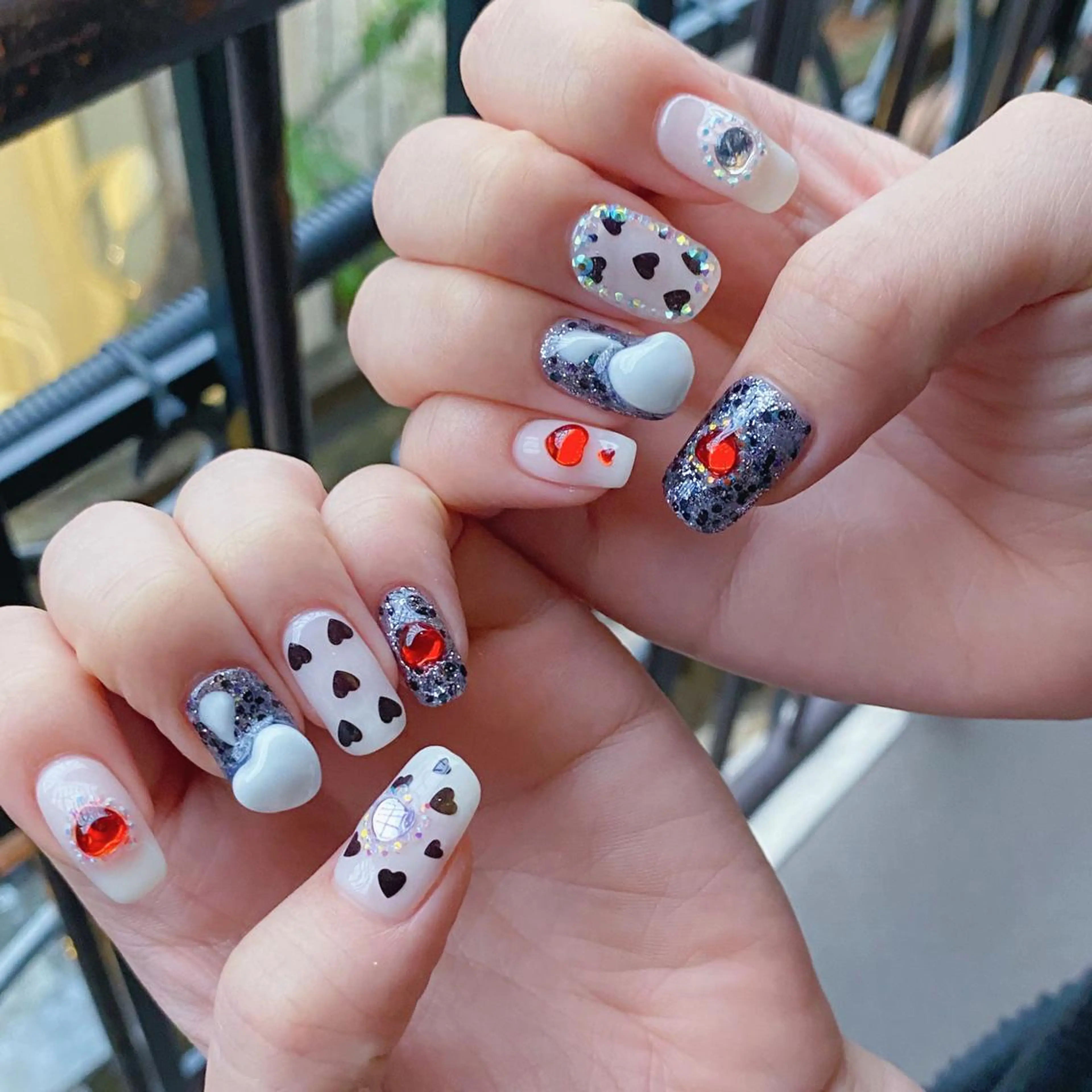 ネイル アートネイル オーロラネイル ハート 韓国ネイル ニュアンスネイル To Me Nail所属・🩵 mei🩵のネイルデザイン