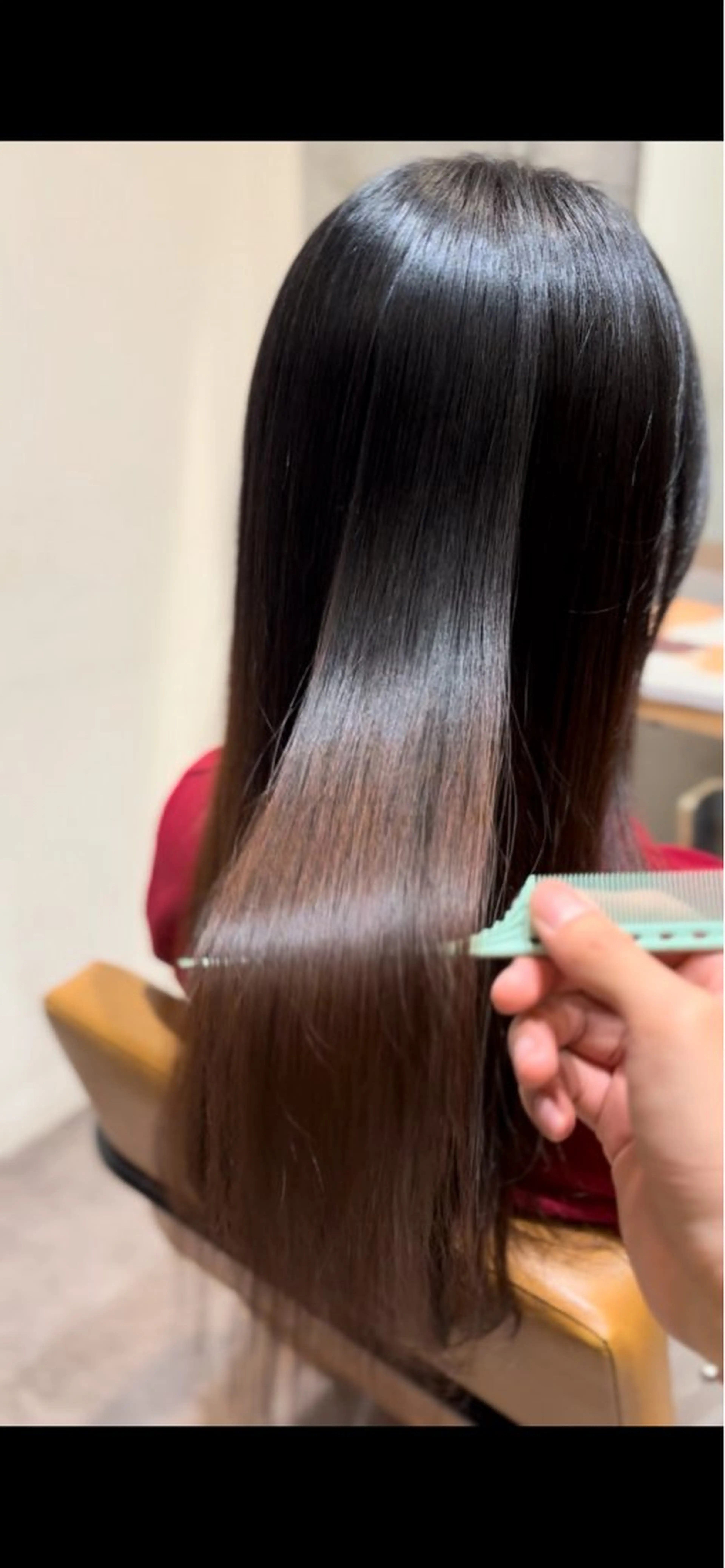 縮毛矯正<癖毛うねりにまとまりを縮毛矯正☘️>の写真