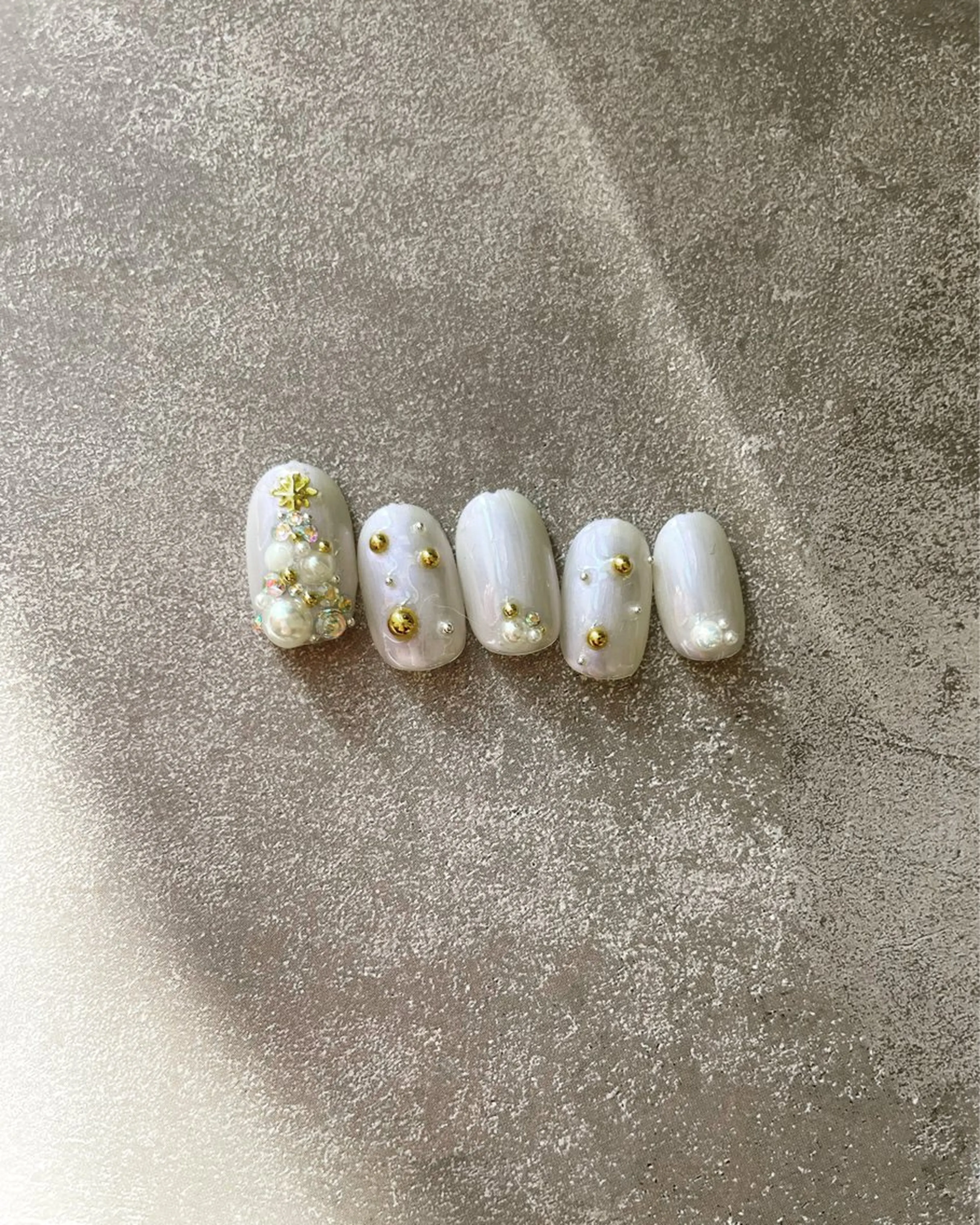 ネイル ハンドネイル Slow.Nail Tomomiのネイルデザイン
