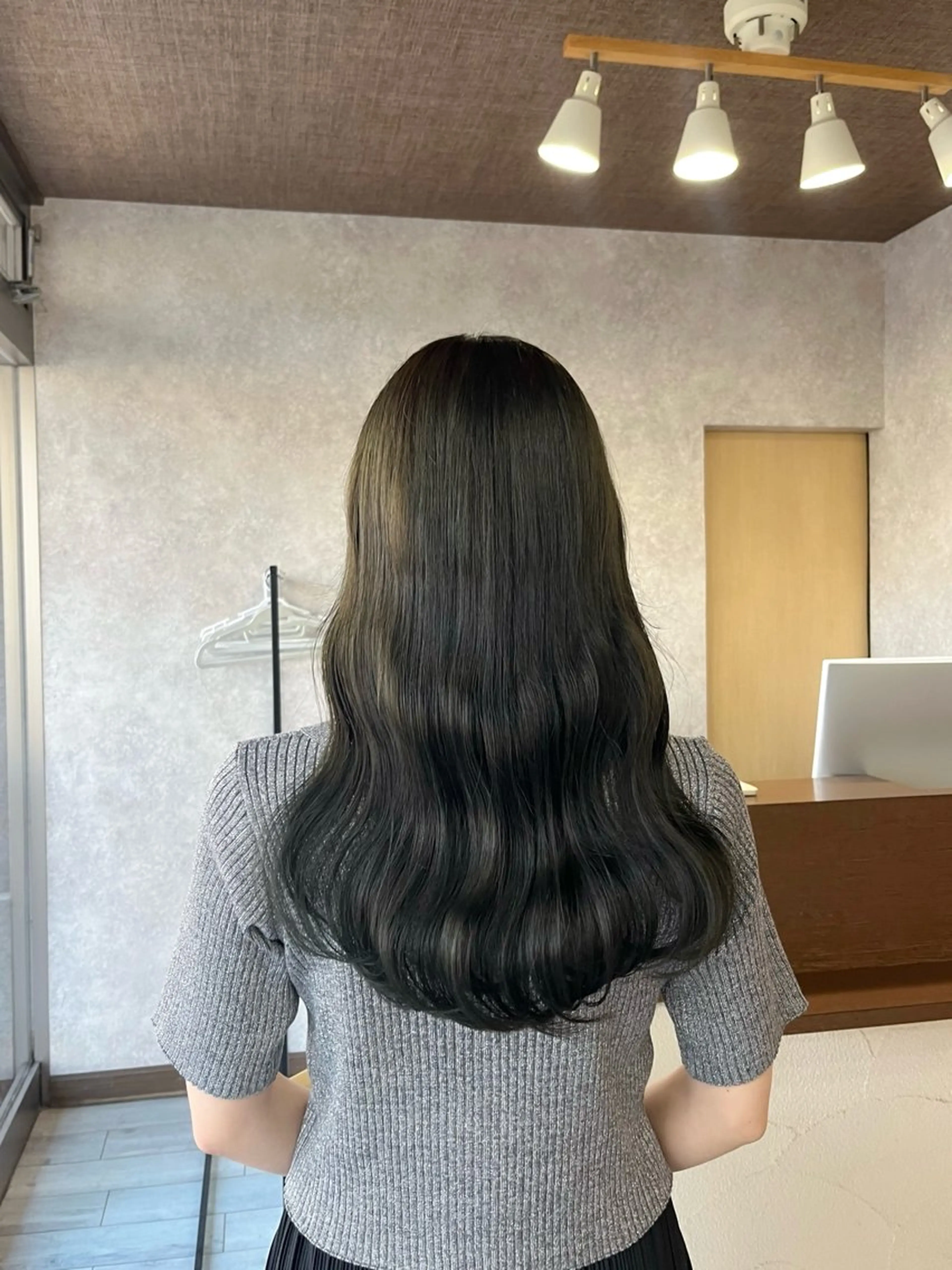 ロング カラー ブリーチ ブリーチなしカラー 村田梨乃/ minim hairのヘアスタイル