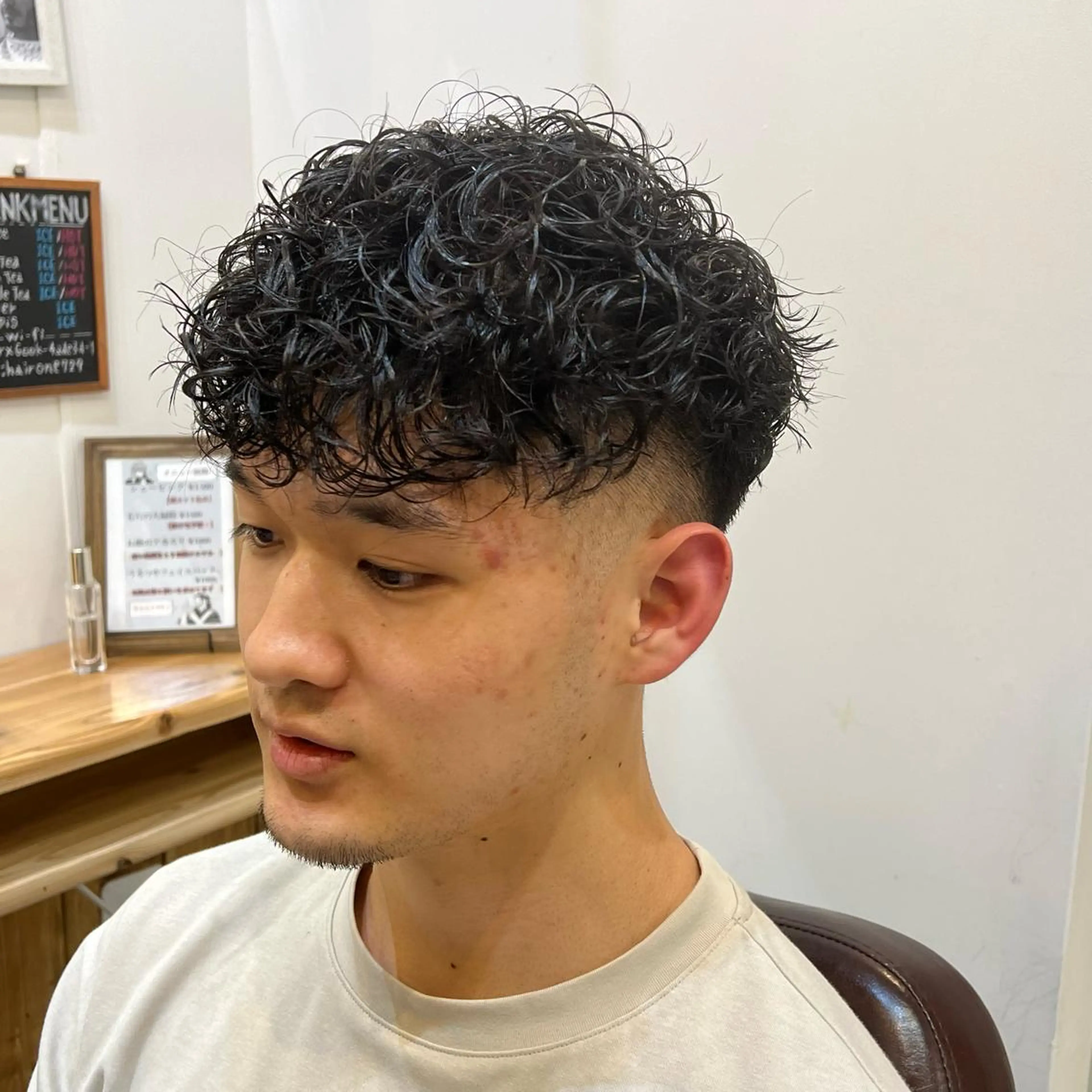 ショート パーマ Naya Takumaのヘアスタイル