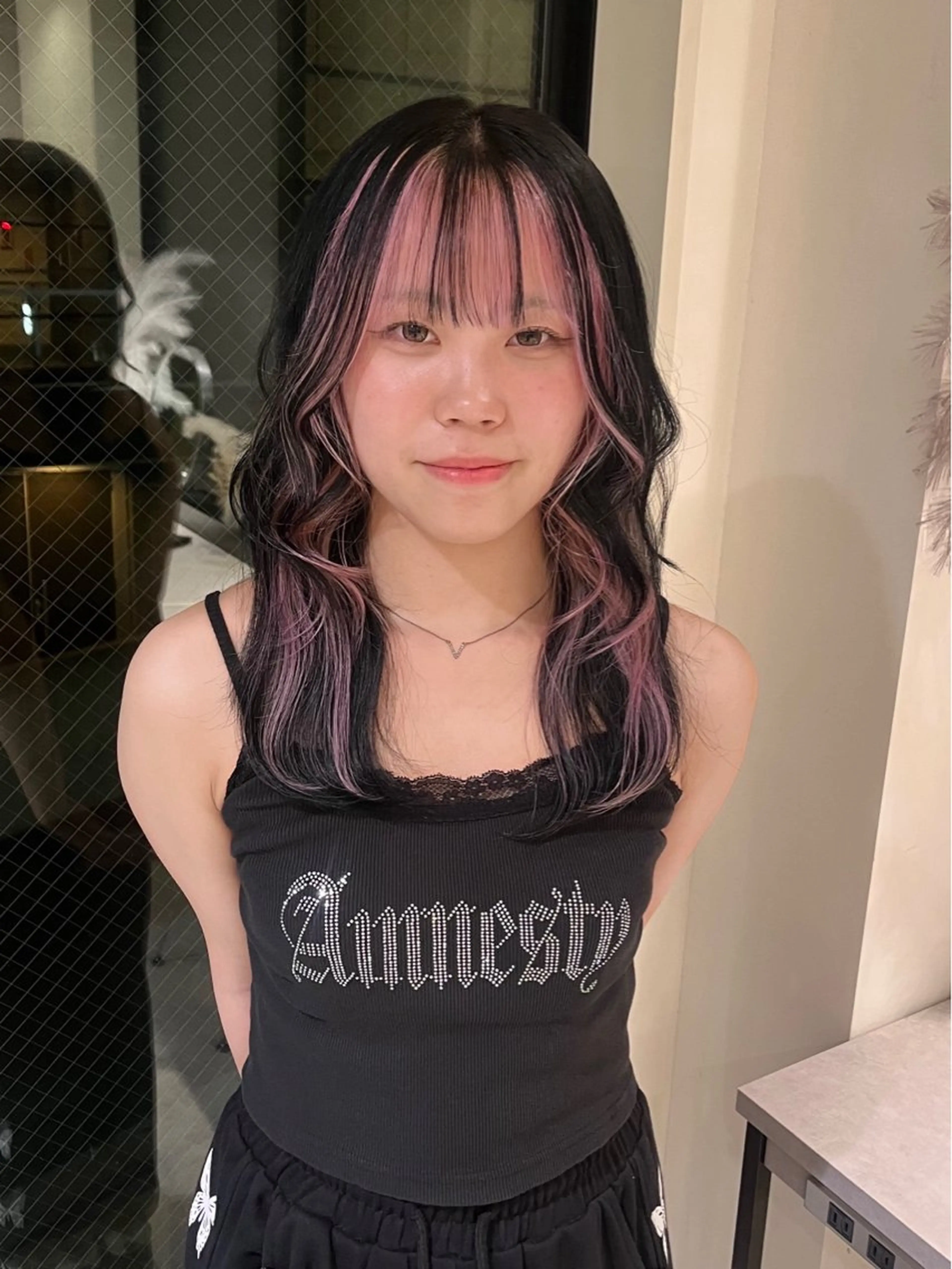 ロング カラー ブリーチ デザインカラー ハイトーンカラー Qin所属・ルーツカラー 🌟  ミキのヘアスタイル