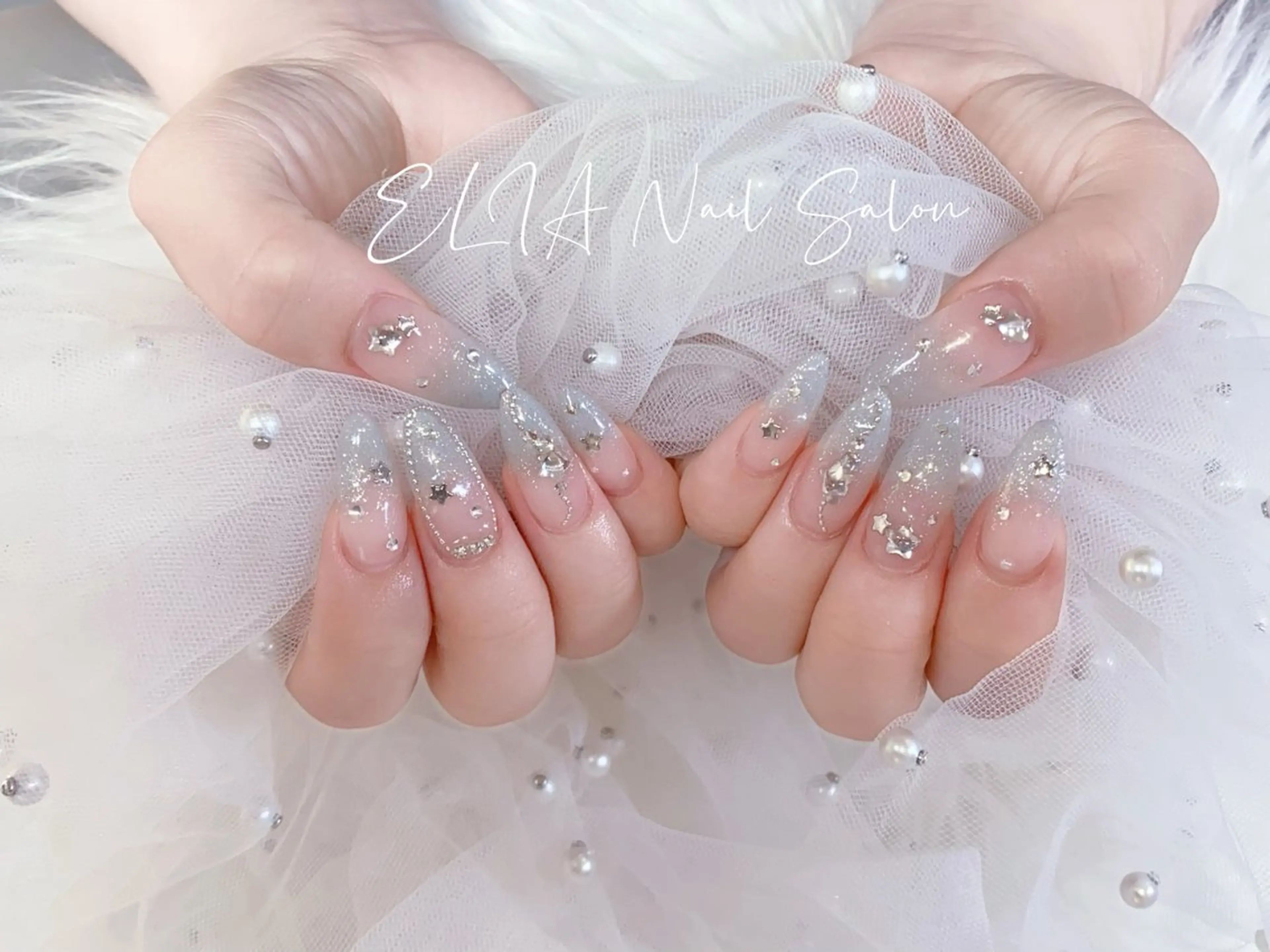 ネイル チークネイル 長さ出し グラデーション ラメ(グリッター) ラメグラデーション cici nailのネイルデザイン