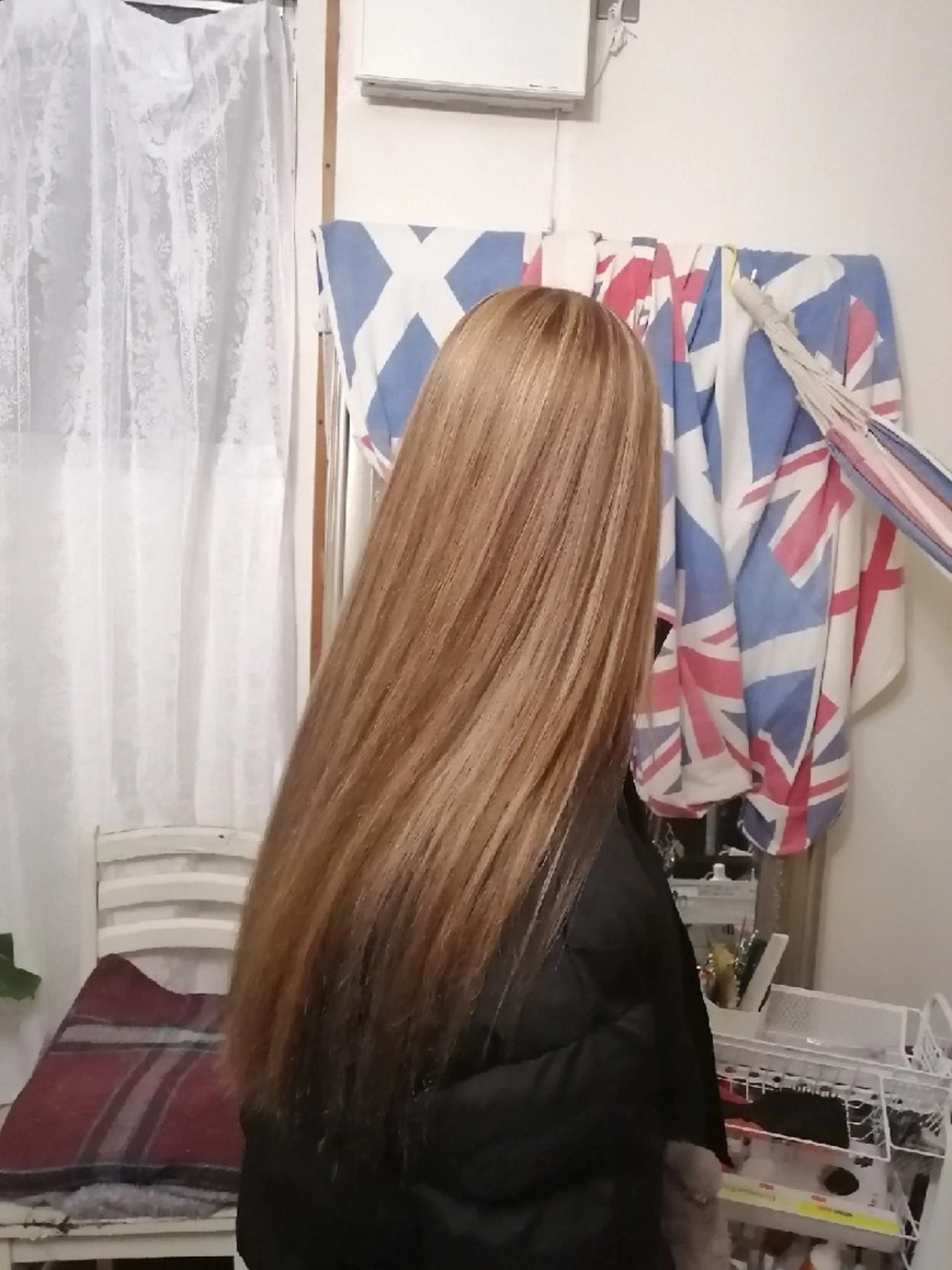 カラー ロング D/i所属・4店舗フリーランスⅠ Y/no〈夜のスパ〉のヘアスタイル