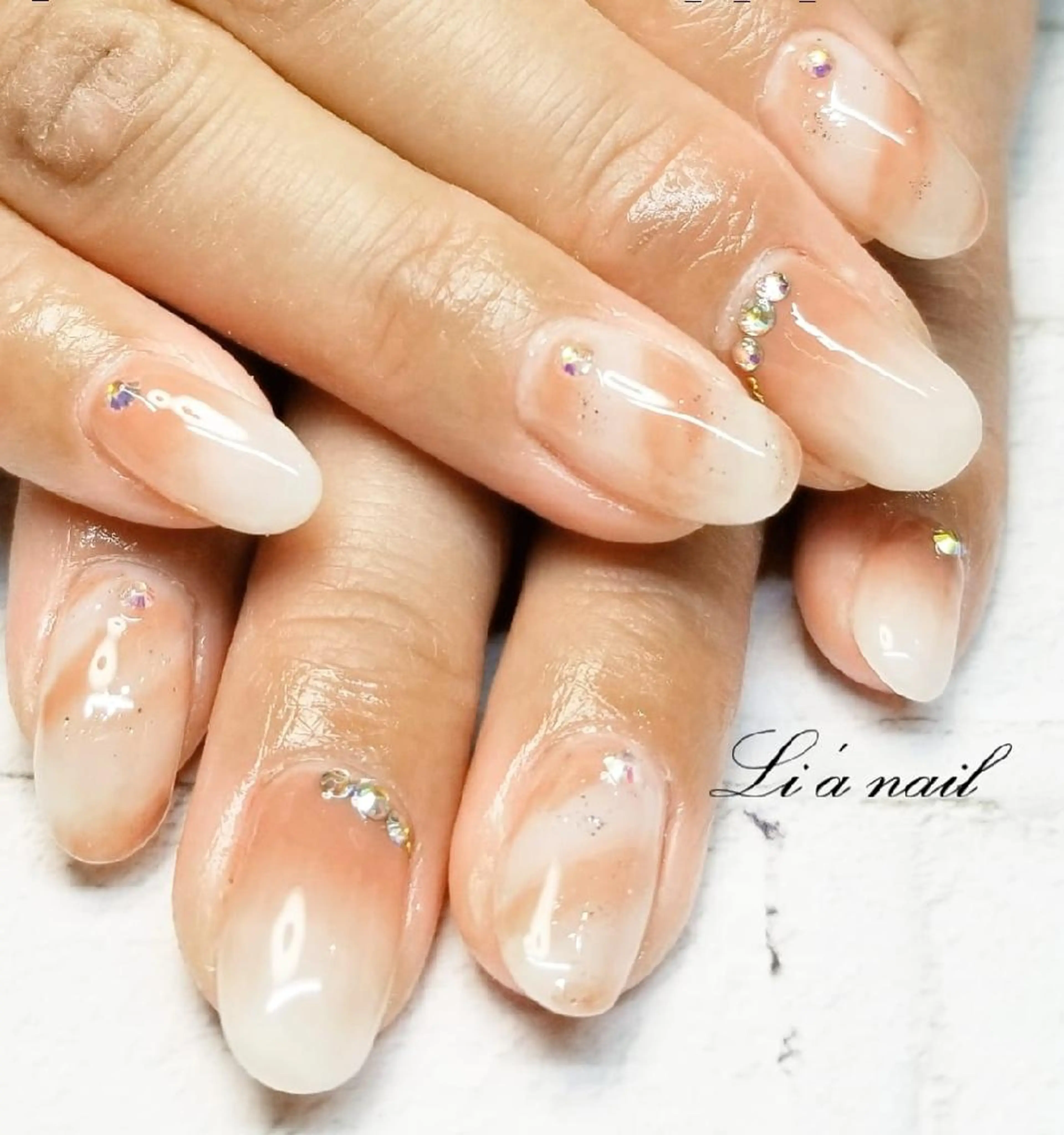 ネイル ハンドネイル ハンドケア Li'a  nailのネイルデザイン