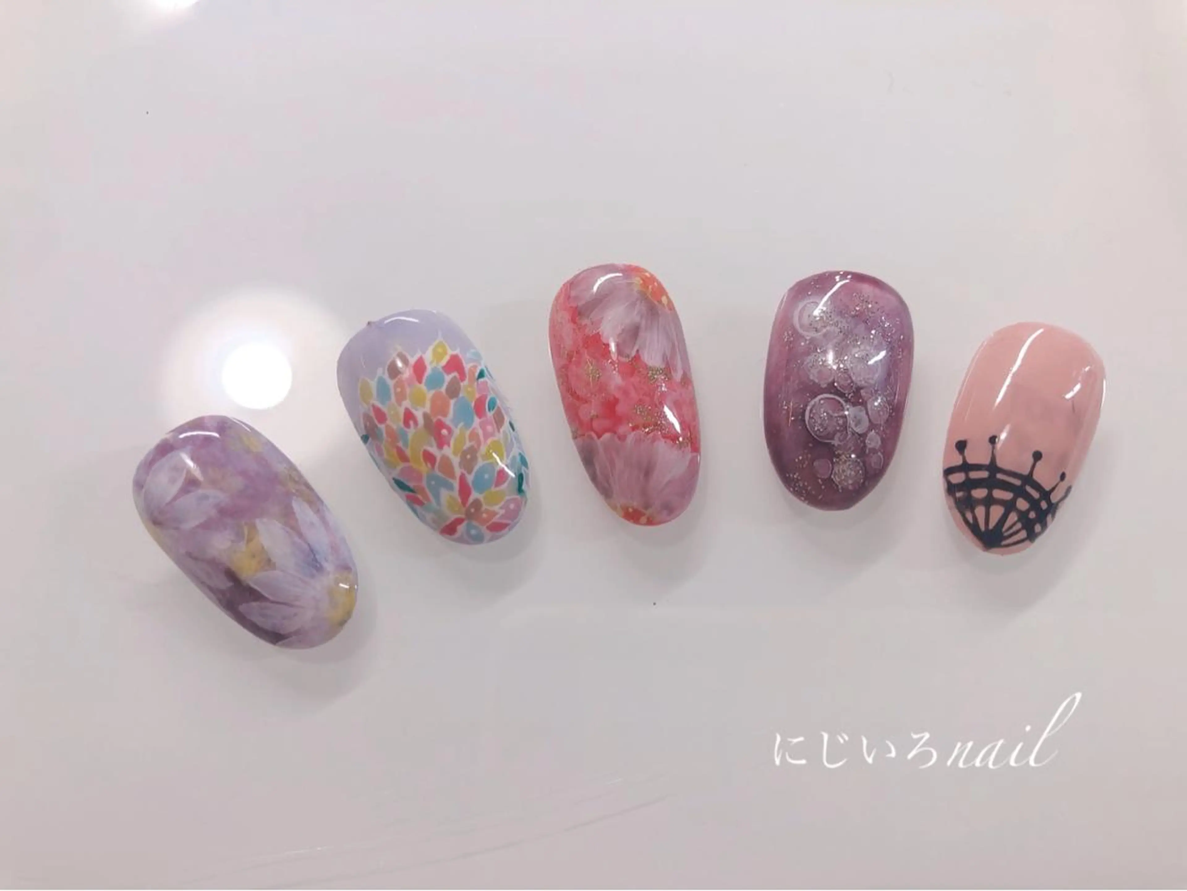 ネイル にじいろ nailのネイルデザイン