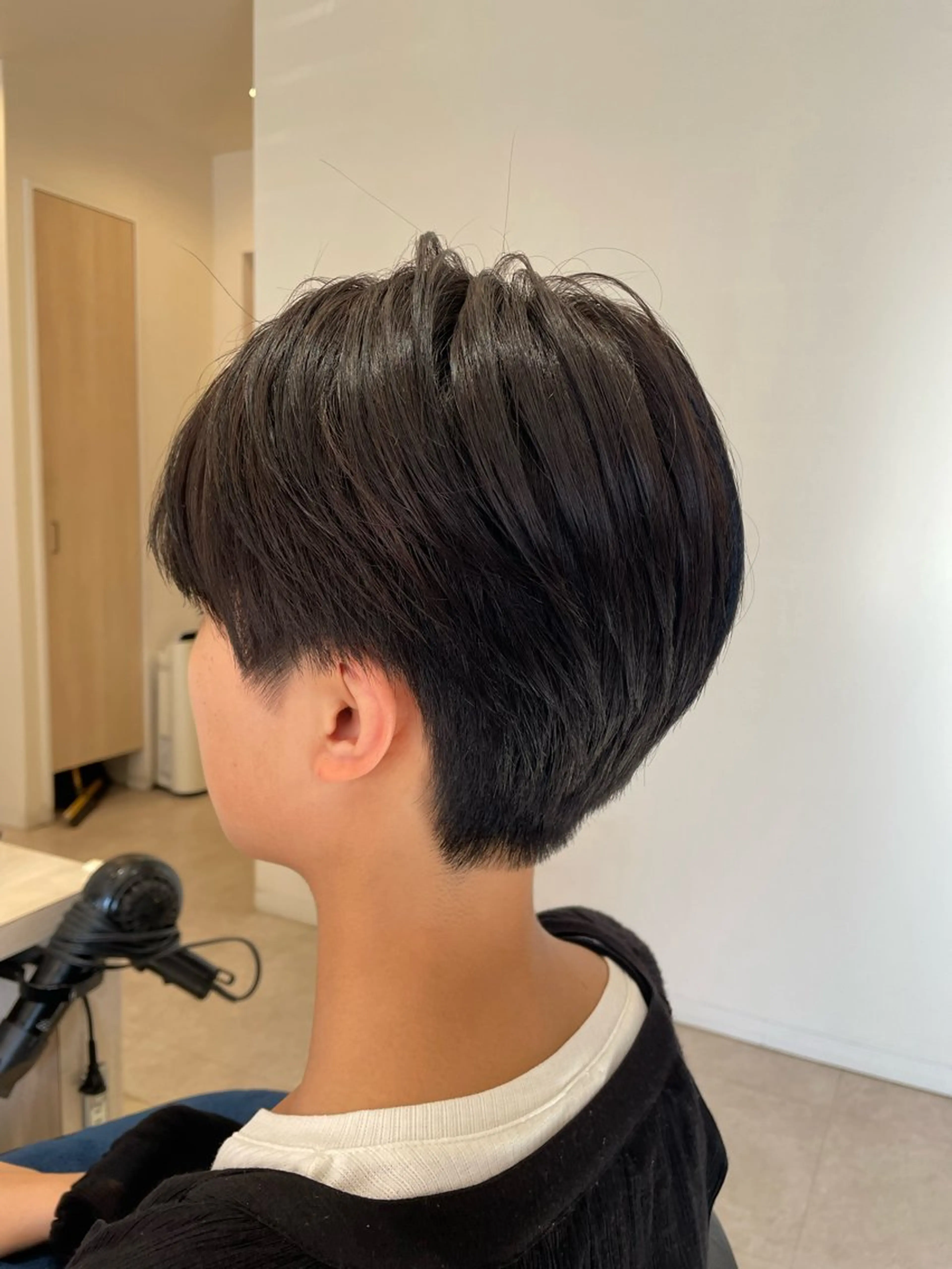 ショート ハンサムショート ショートヘア カット 小川 泉美のヘアスタイル