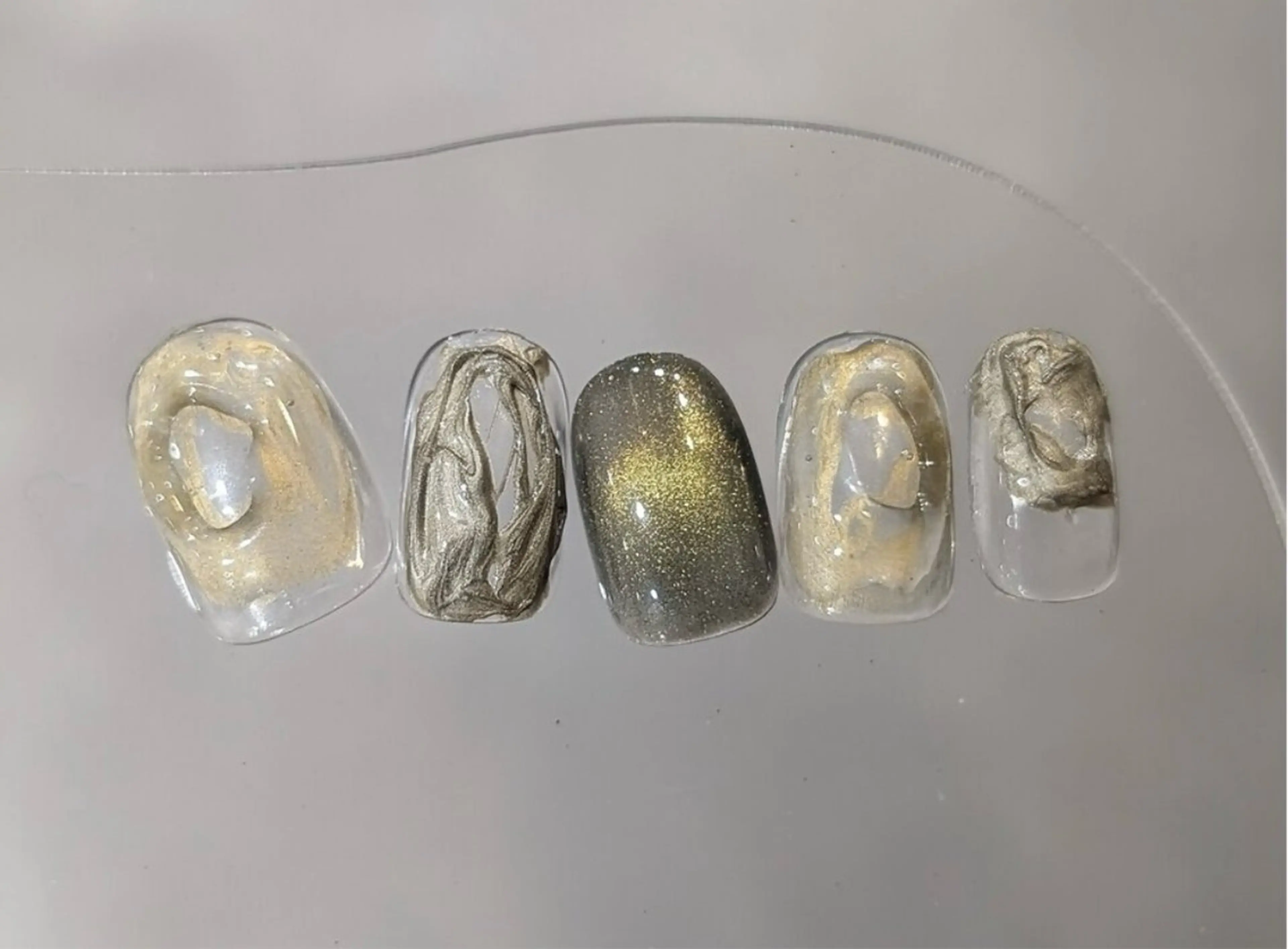 ネイル クリアネイル ニュアンスネイル CLEMORE NAIL 浦和店所属・上原 菜々香のネイルデザイン