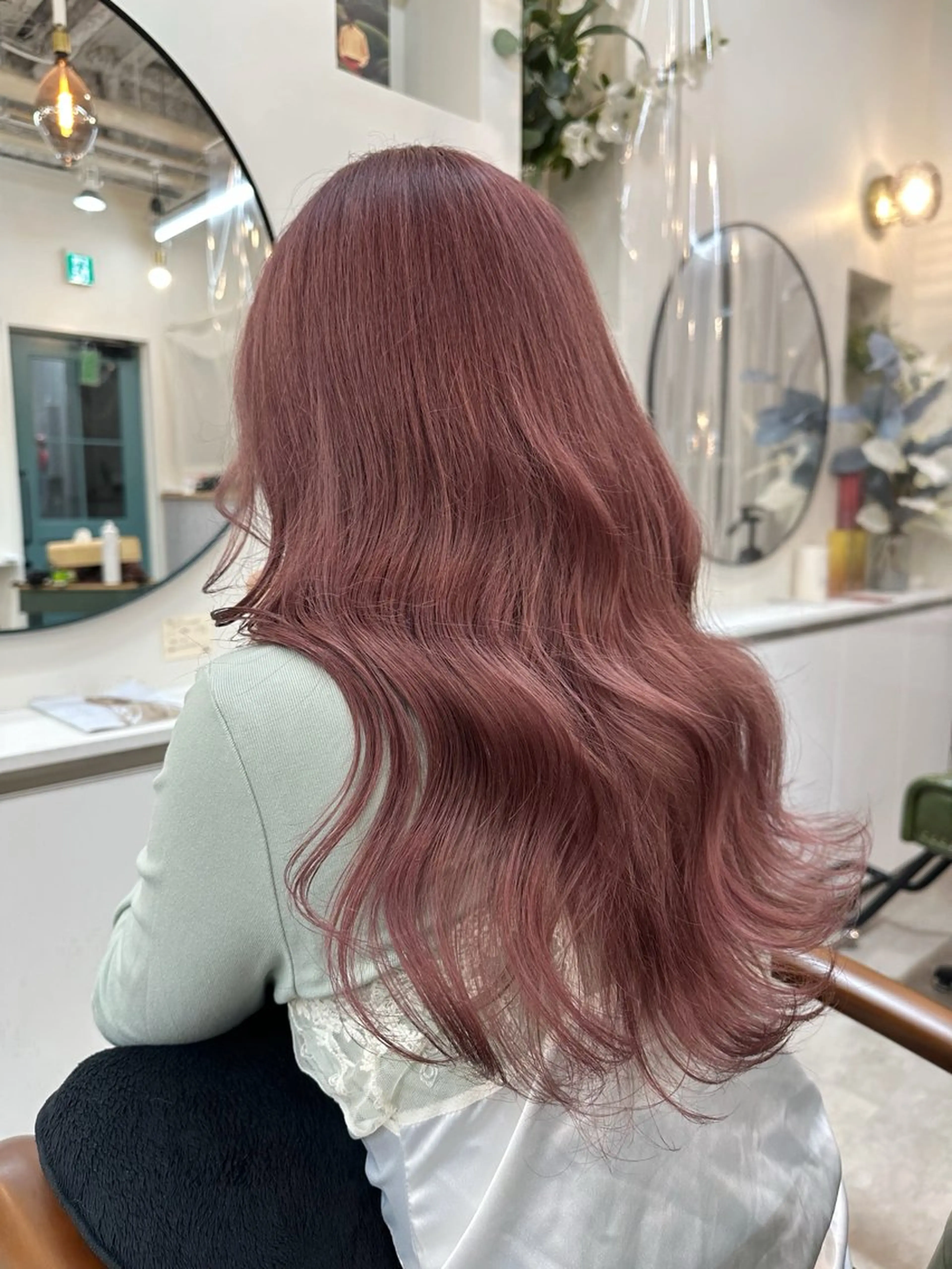 ロング カラー ヘアカラー レイヤー/顔周り /いいぬまみかのヘアスタイル