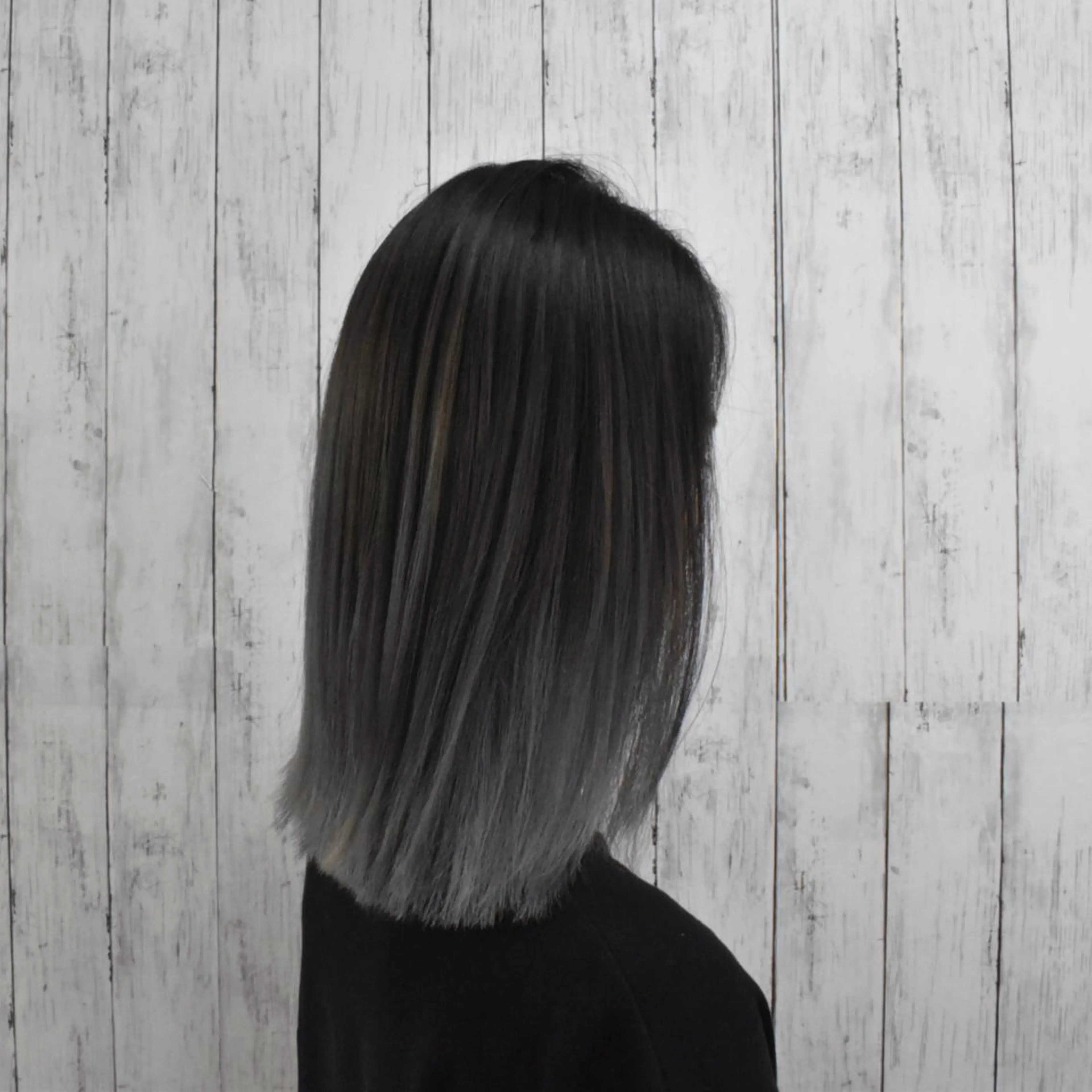 セミロング 髪質改善ayame 横山諒のヘアスタイル