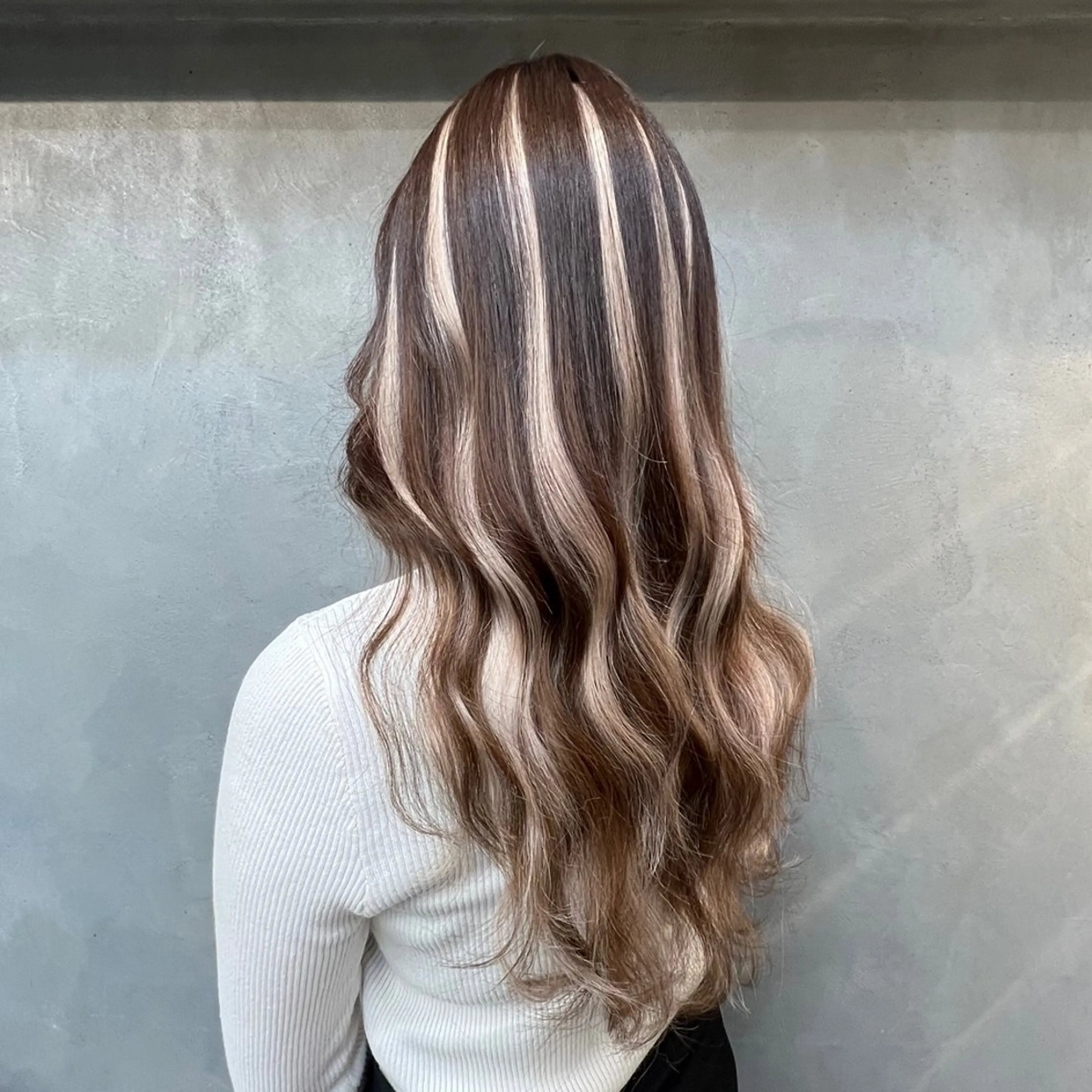 ロング エクステ ハイライト CS made by SHACHU栄店所属・❤️‍🔥シールエク ＋カラー京❤️‍🔥のヘアスタイル