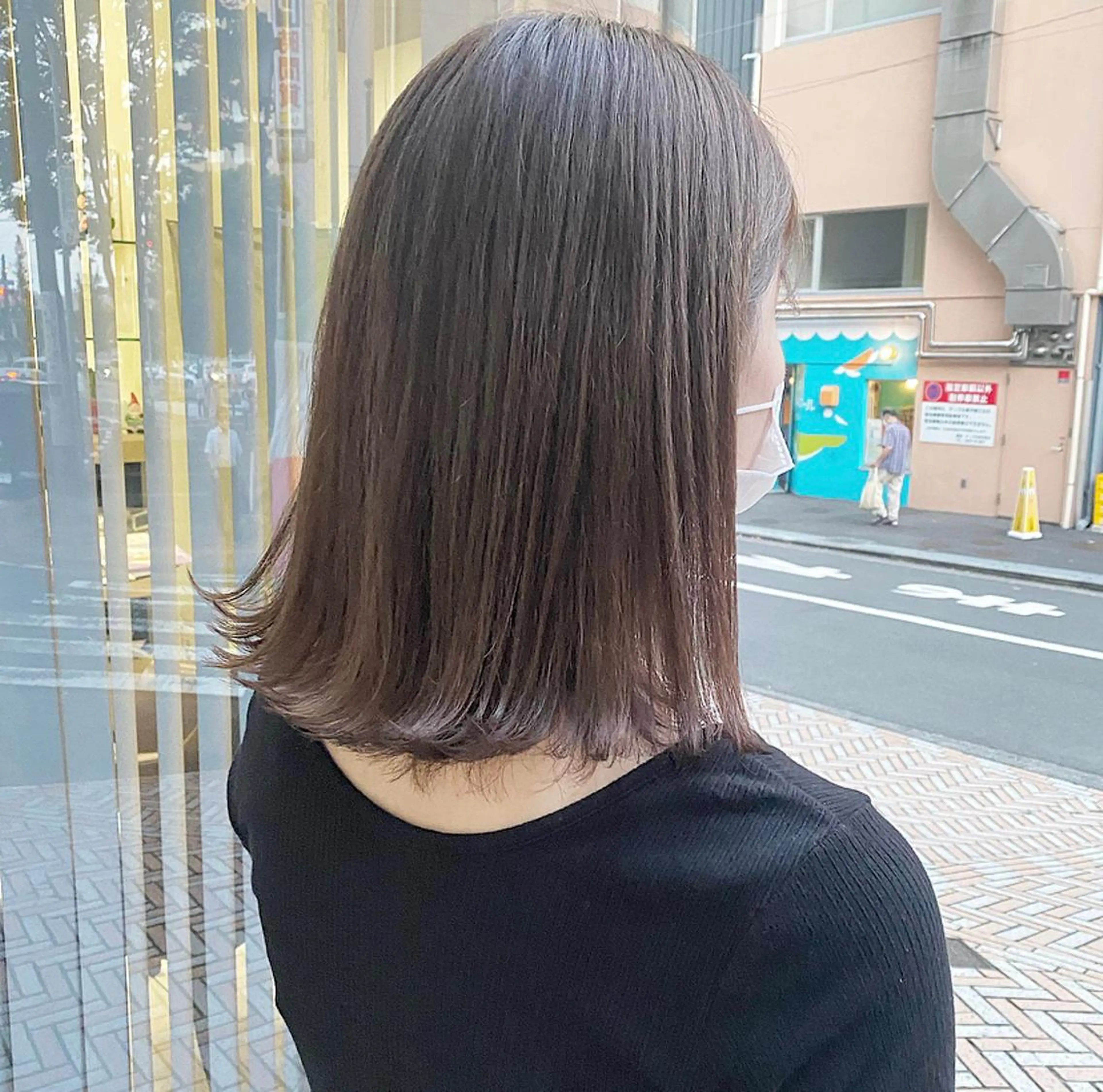 ミディアム カラー 滝本 里実のヘアスタイル