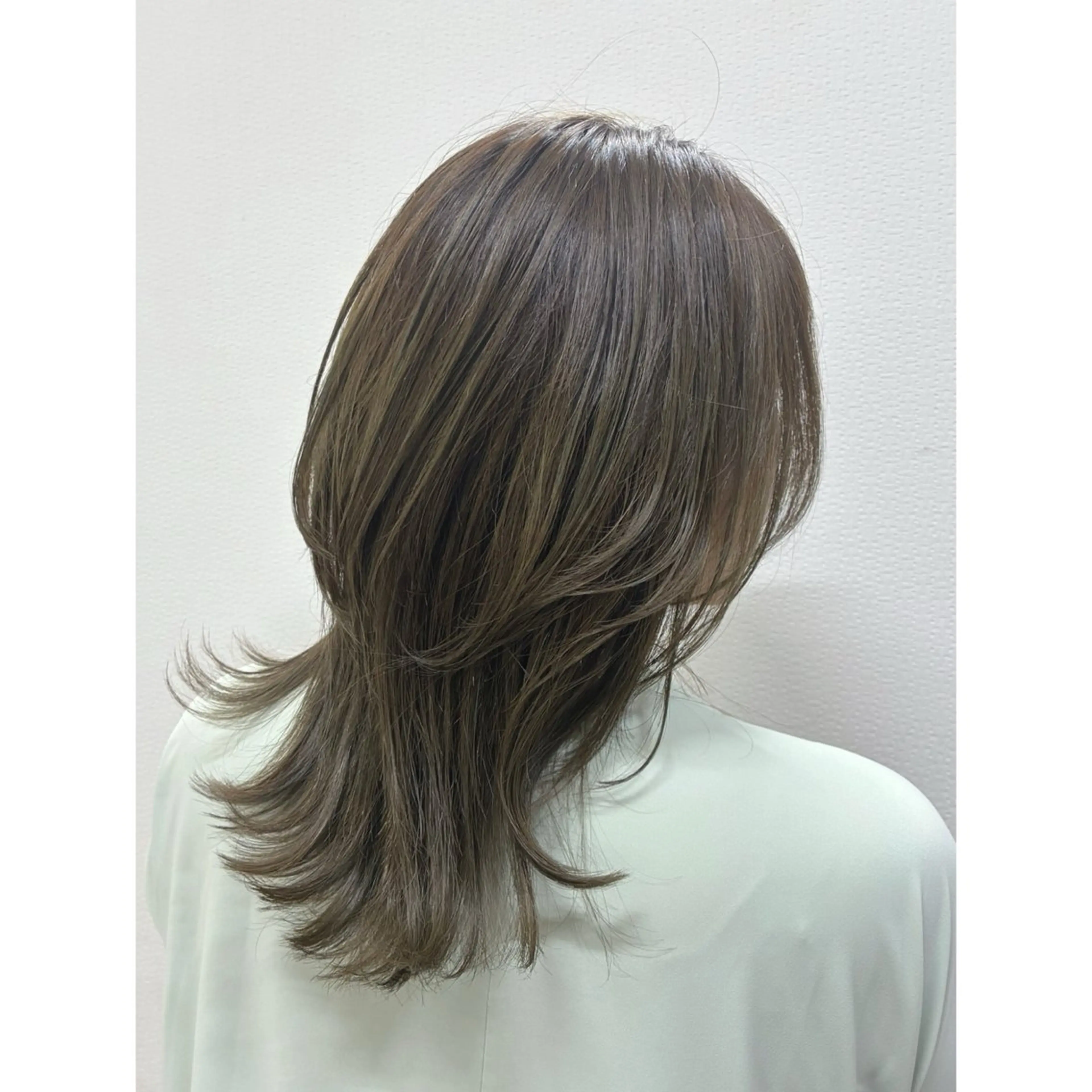 ミディアム 上品透け感🫧大人 シアー🌸カナ🌸のヘアスタイル