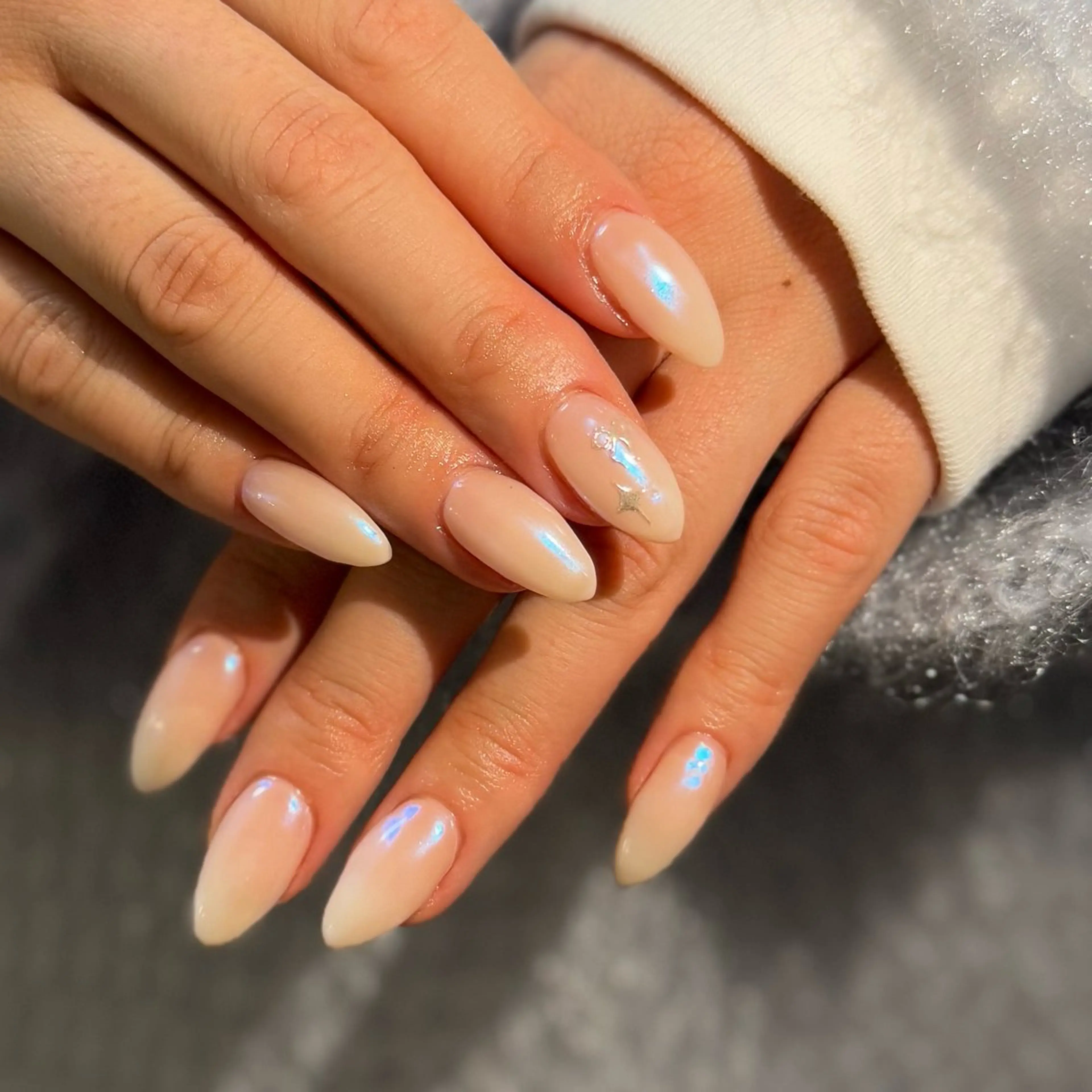 ネイル オーロラネイル Stay for 中央通り店のネイルデザイン