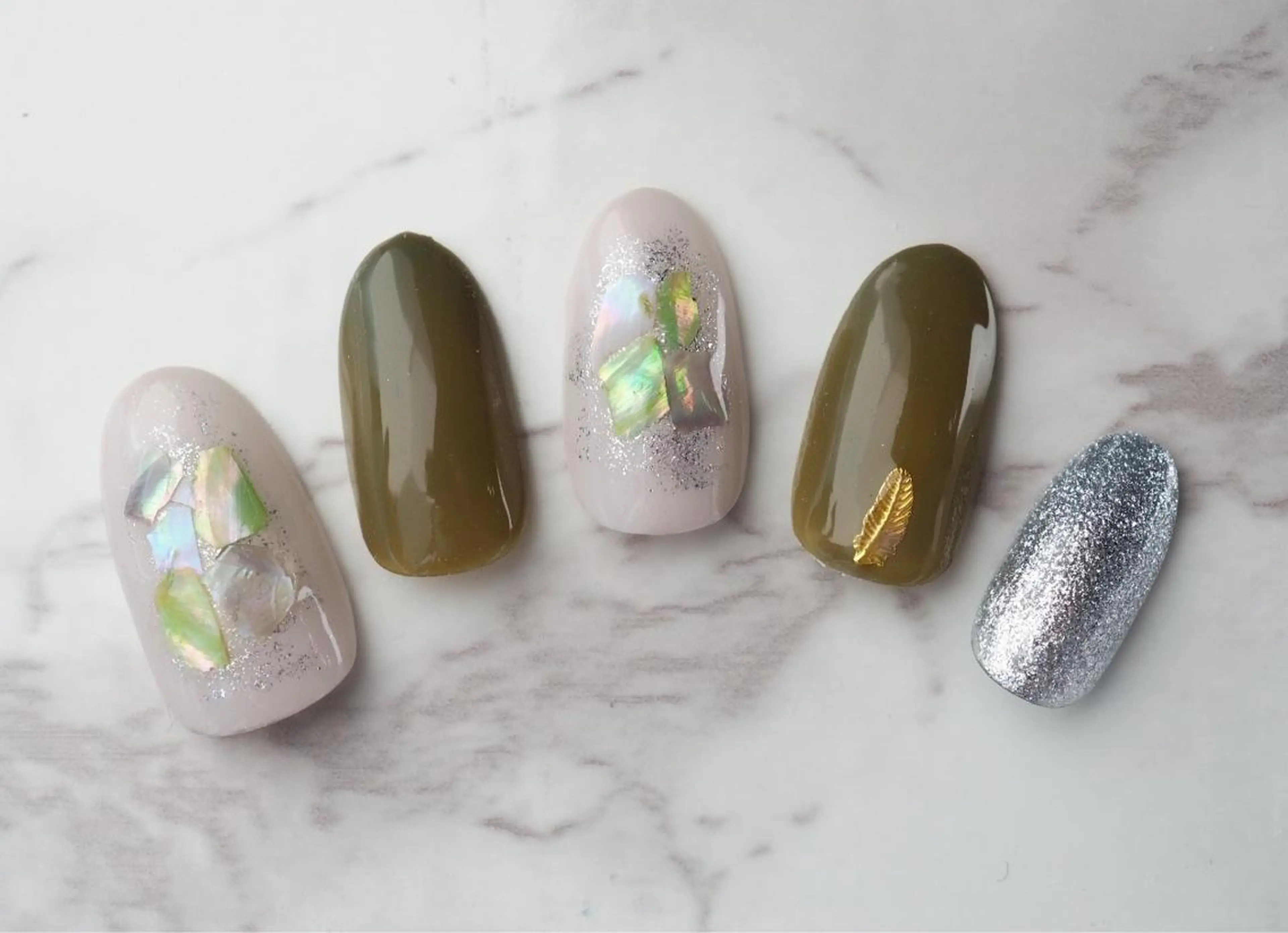 ネイル トップネイリスト Ribbon立川店のネイルデザイン