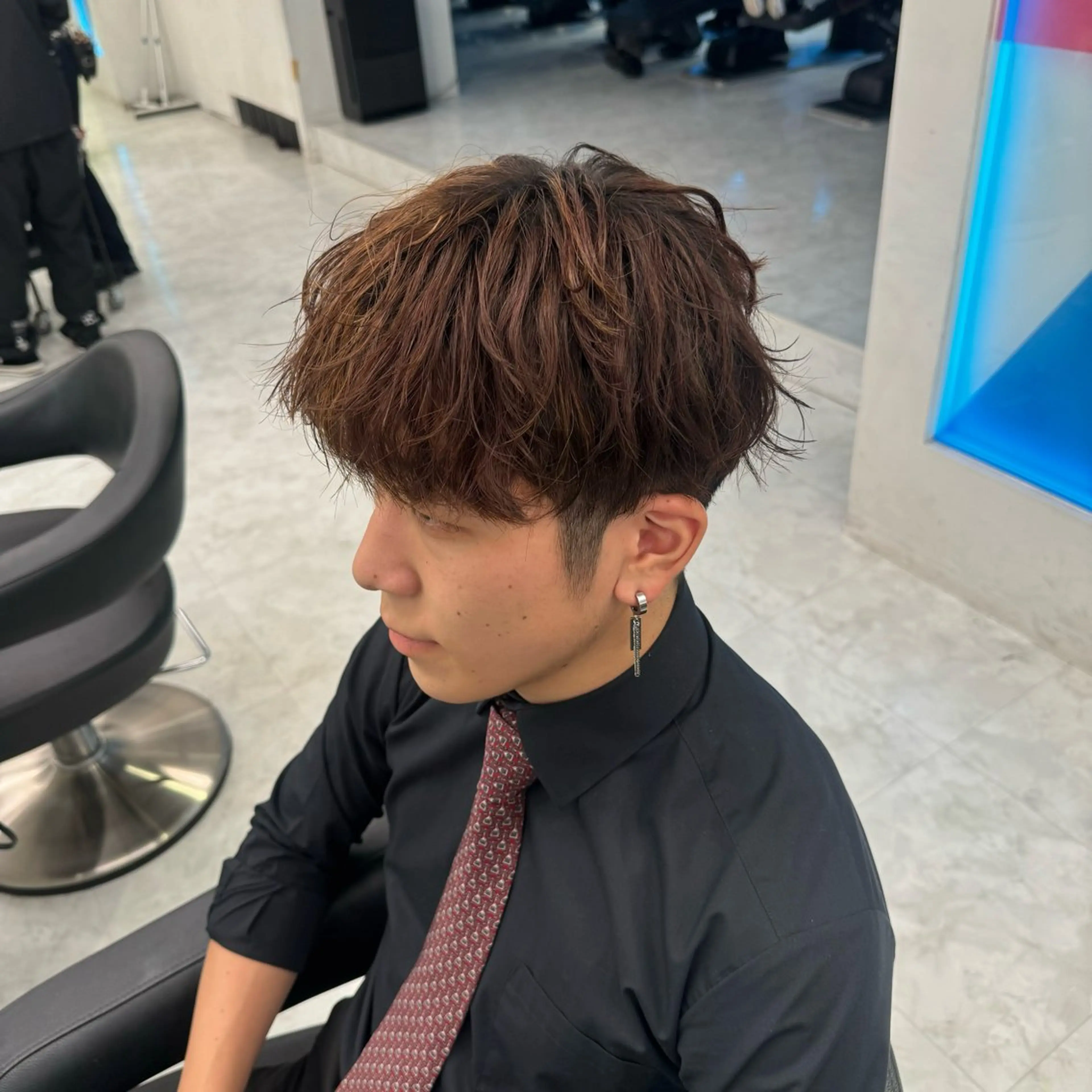 ショート カラー カット ダメージレスハイ トーン💖kanonのヘアスタイル