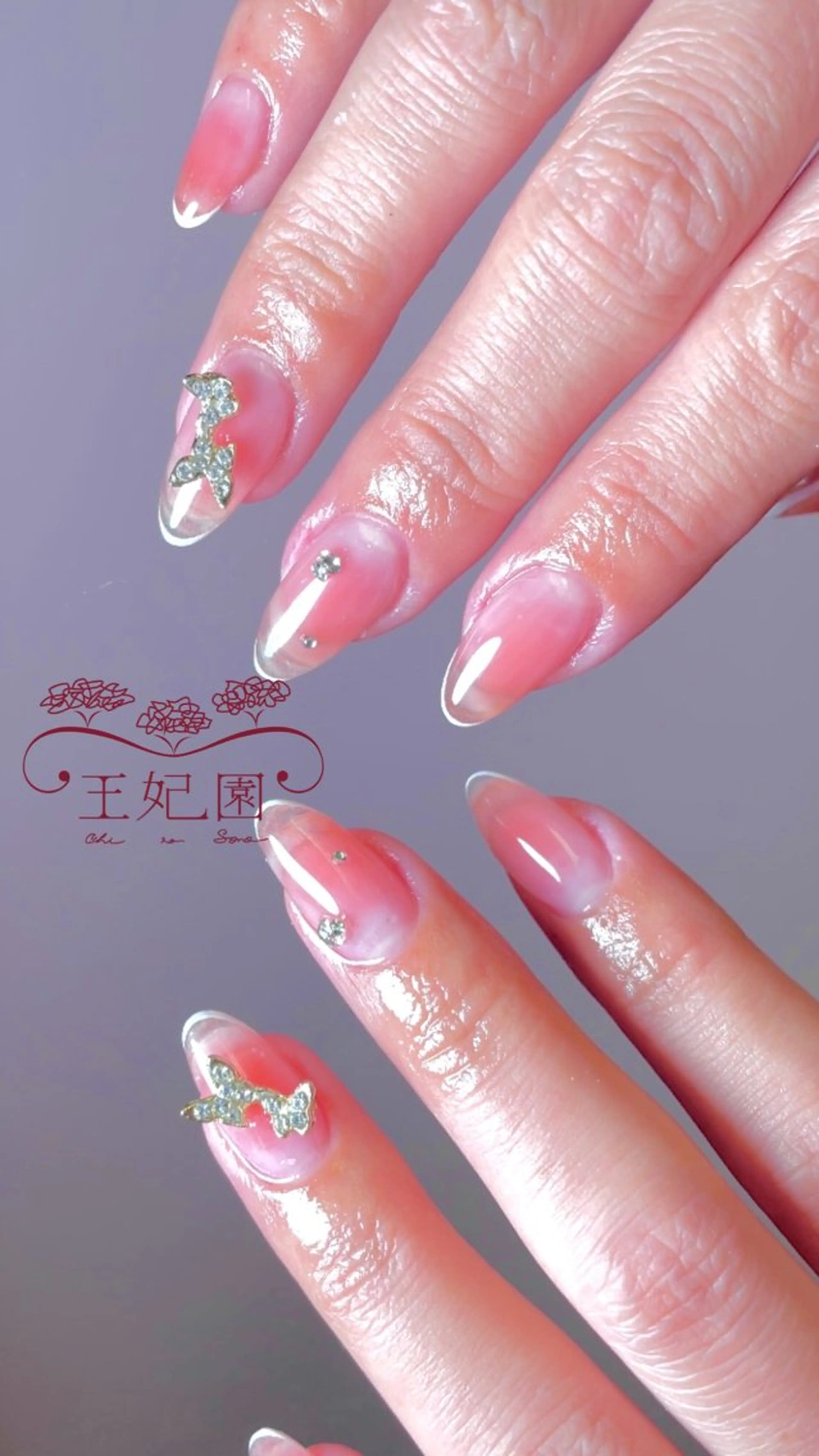 ネイル チークネイル クリアネイル フレンチネイル ワンホンネイル 冬ネイル nail salon王妃の園所属・王妃の園 ohinosonoのネイルデザイン