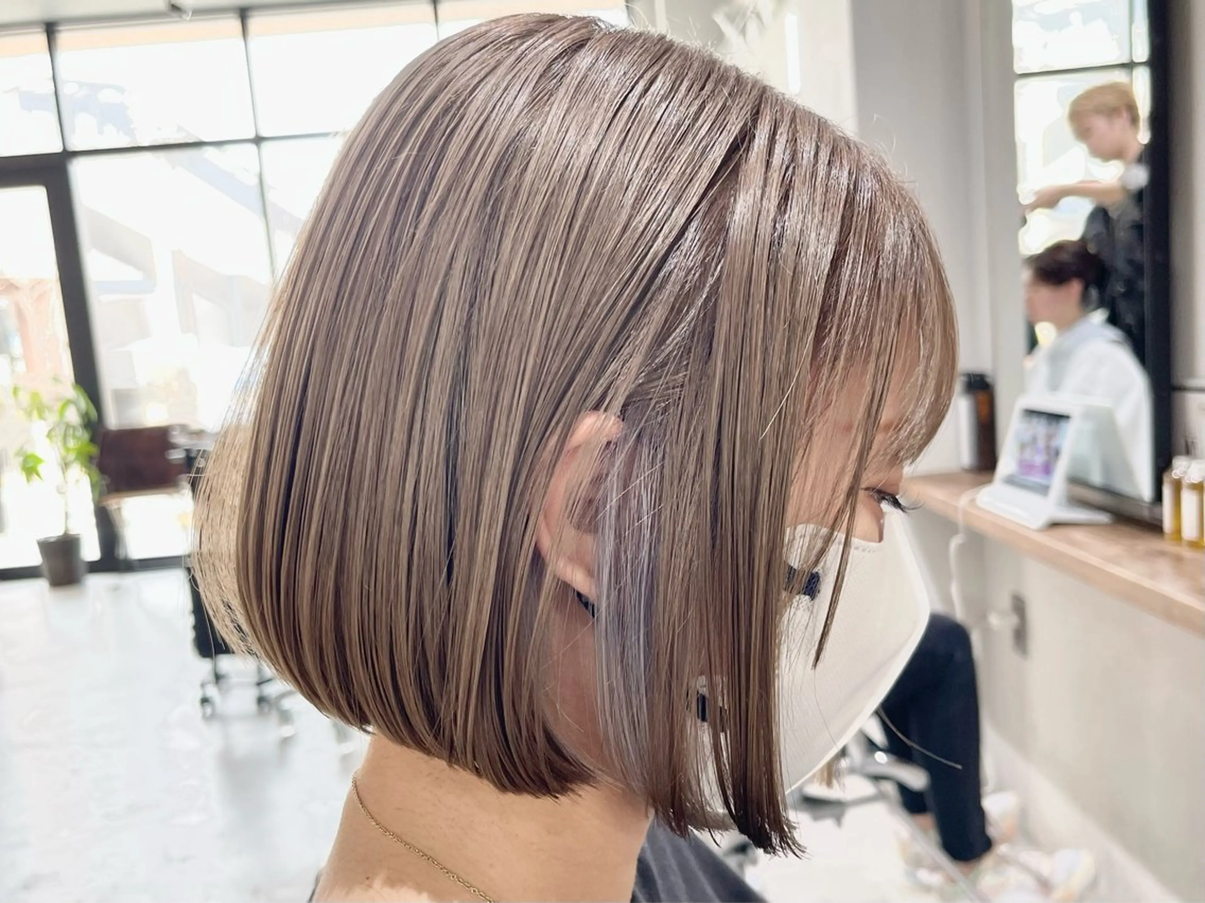 ショート カラー ブリーチ インナーカラー ボブ ショートヘア カット ヘアカラー ⭐︎白髪のお悩み 解決します⭕️のヘアスタイル