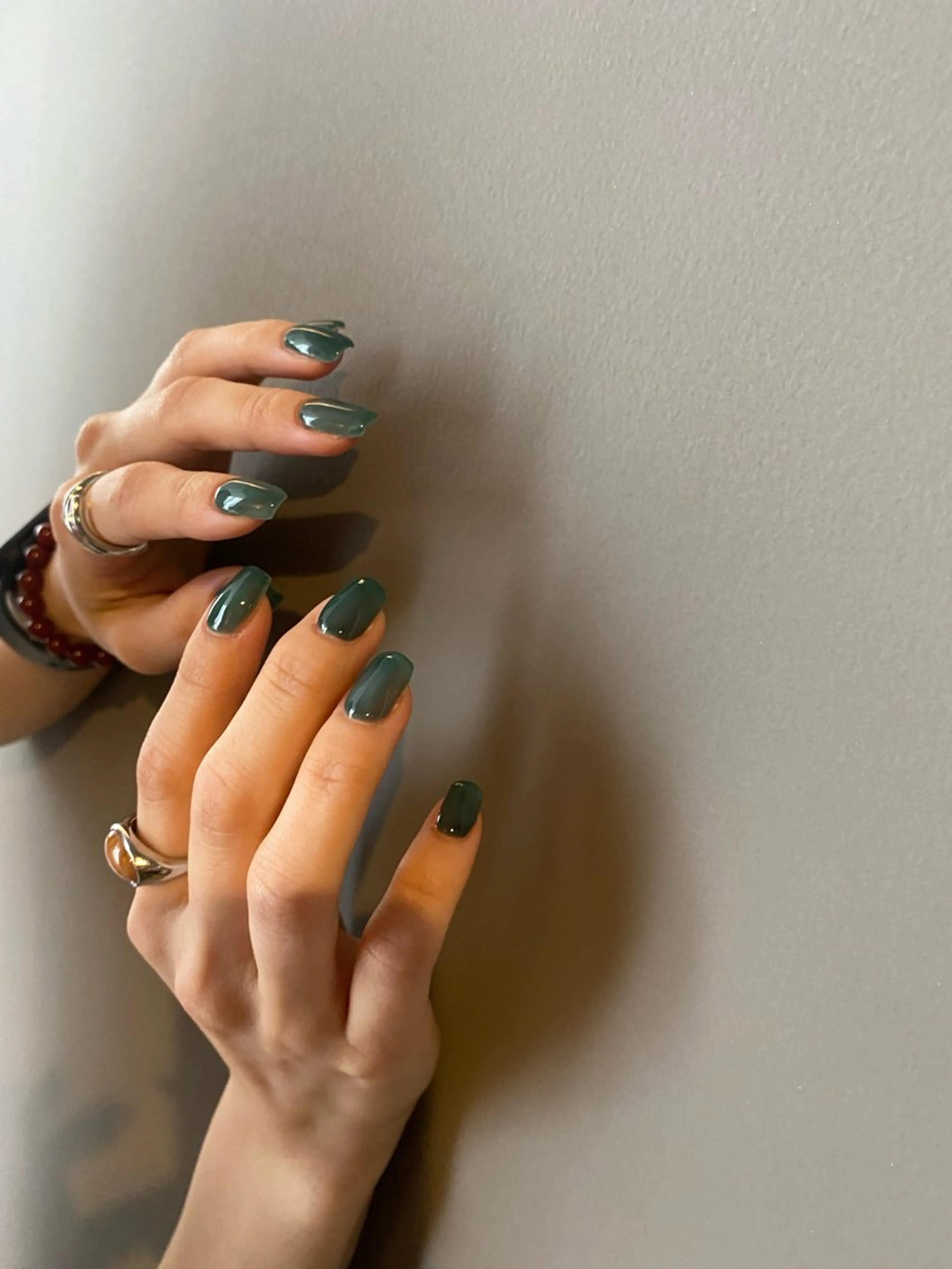 ネイル ワンカラーネイル la vela(ラヴェラ)所属・廣澤 彩名のネイルデザイン