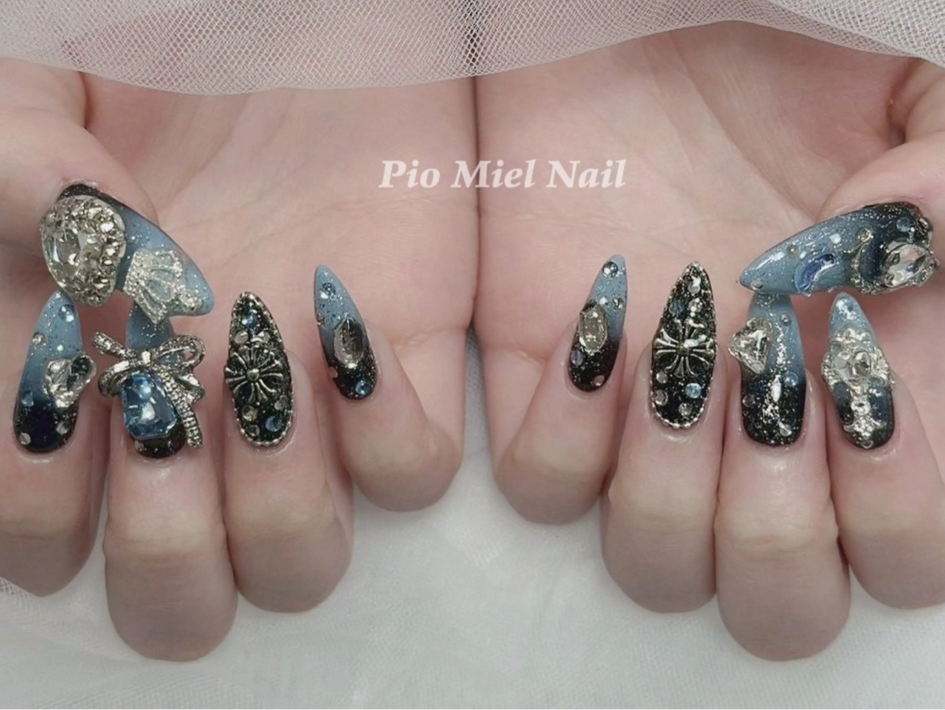 ネイル ハンドネイル HANA 長さだしのネイルデザイン